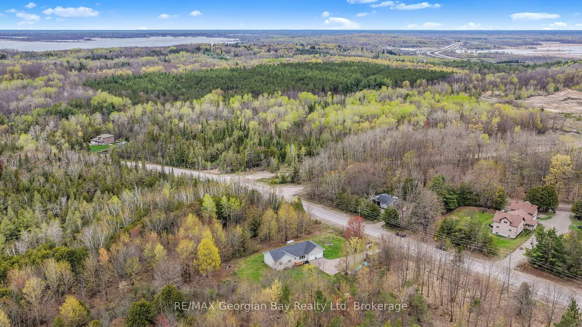 Photo 11 of 1810 Gratrix Road, Tay, Rural Tay — HOMEH