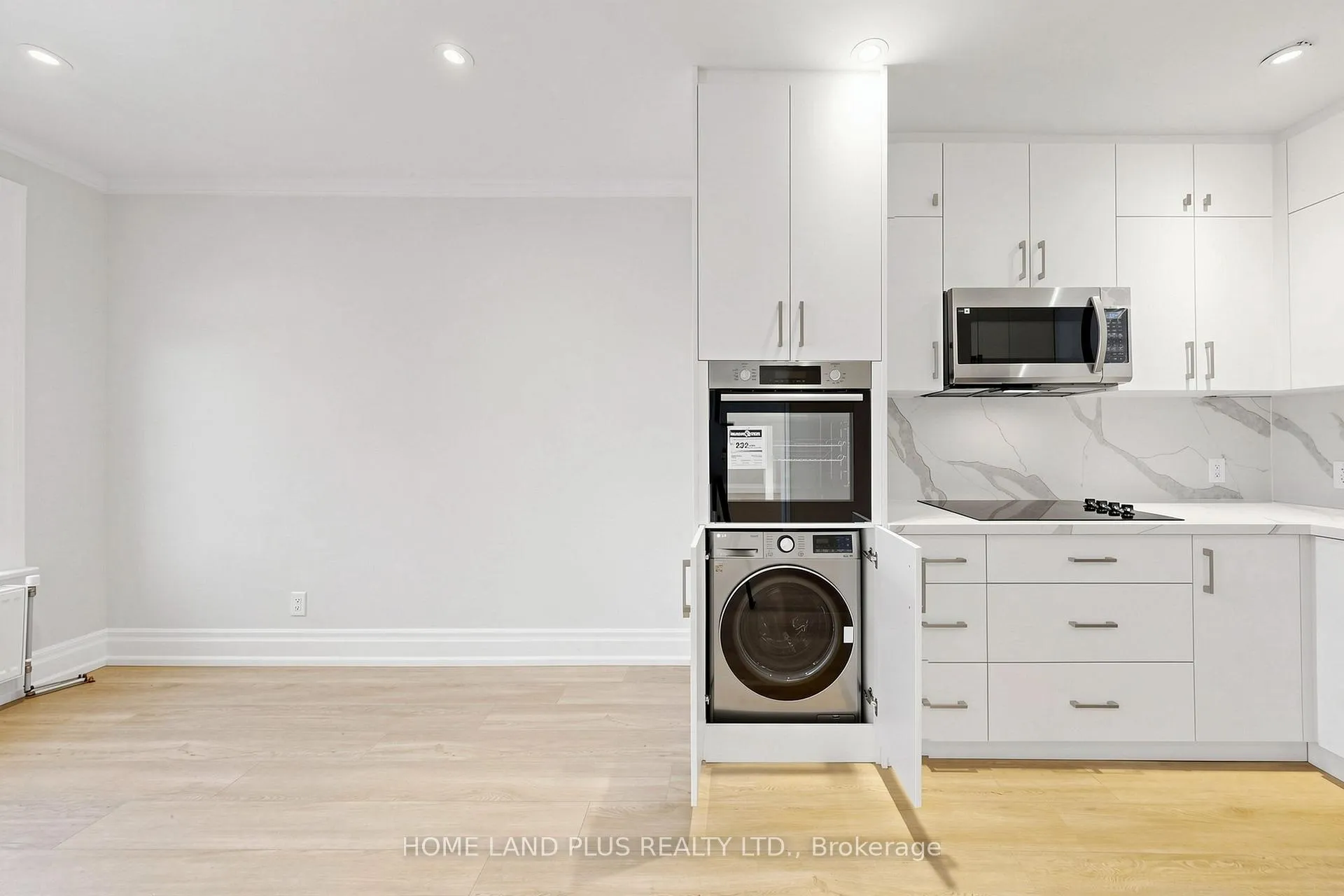 Photo 11 of Unit Unit 3, 919 Avenue Road, Toronto, Yonge-Eglinton — HOMEH