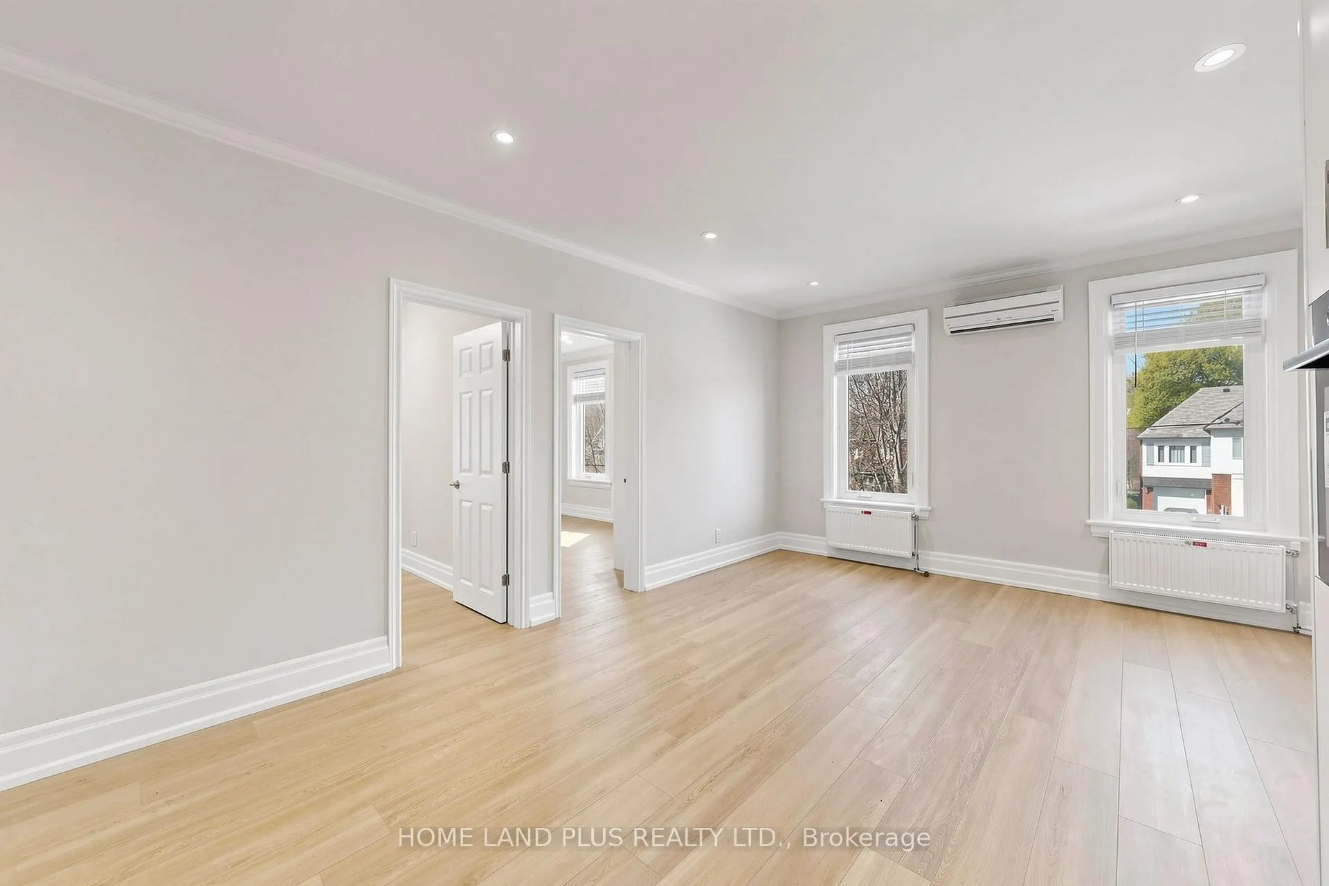 Photo 12 of Unit Unit 3, 919 Avenue Road, Toronto, Yonge-Eglinton — HOMEH