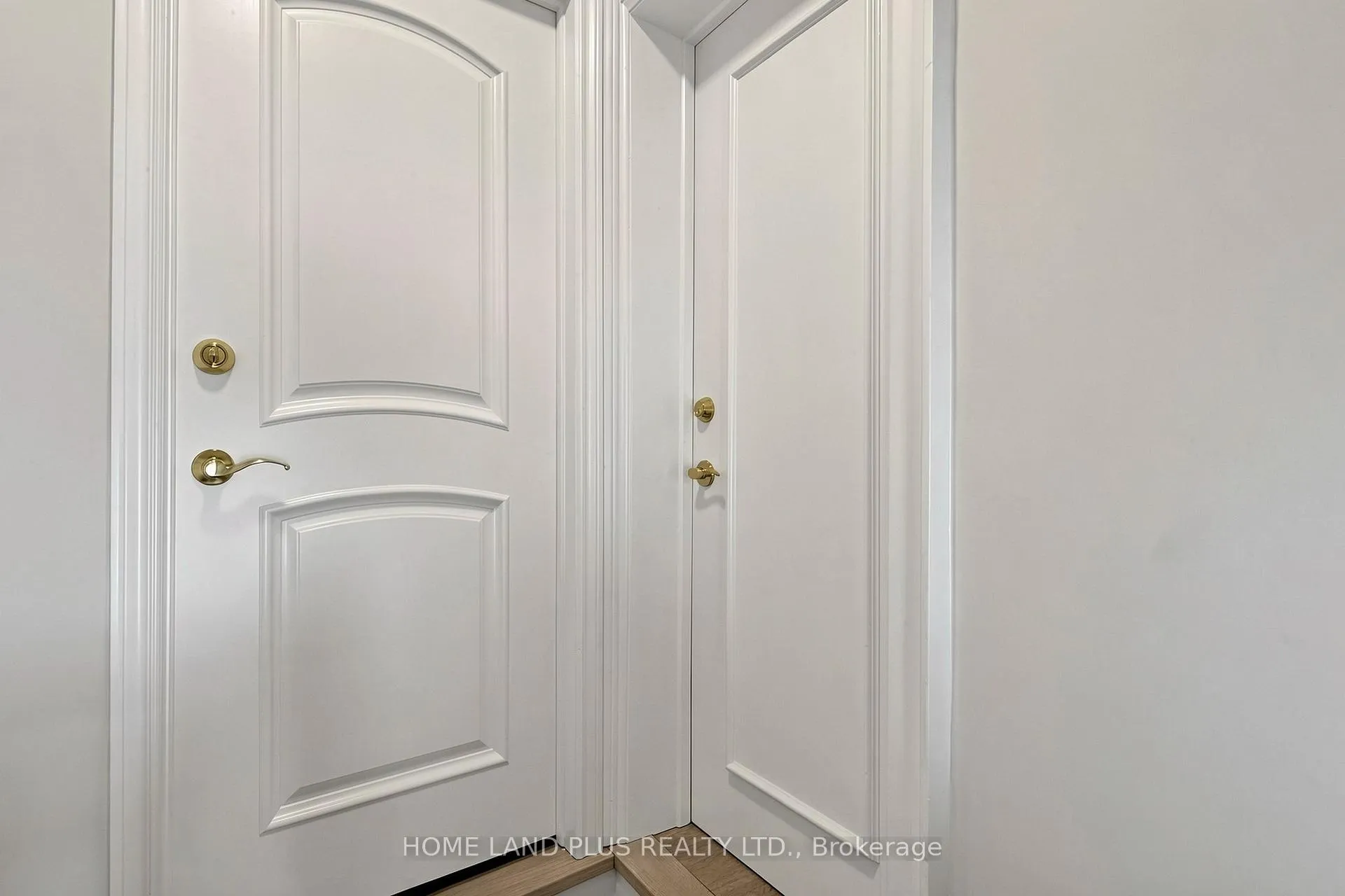Photo 28 of Unit Unit 3, 919 Avenue Road, Toronto, Yonge-Eglinton — HOMEH