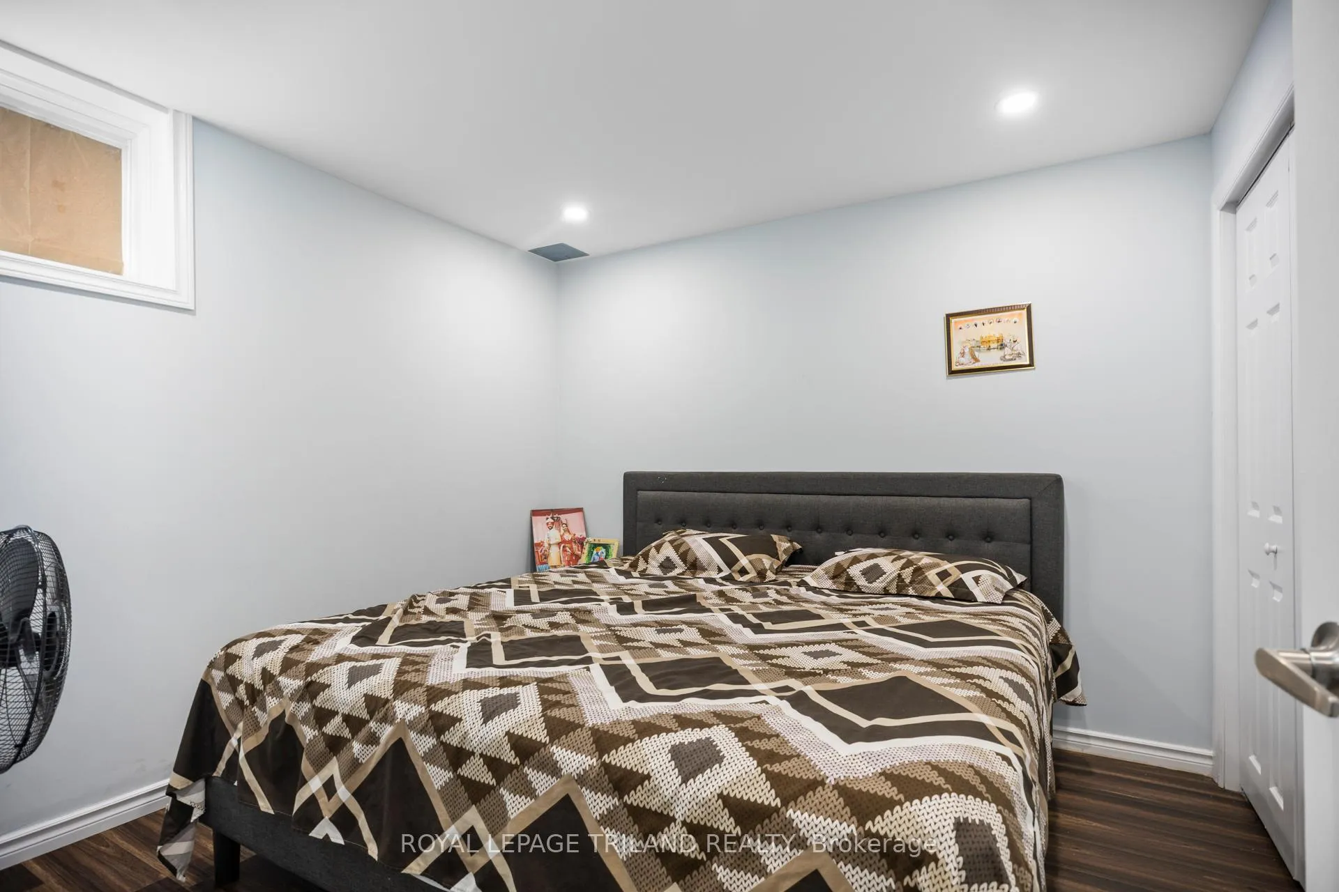 Photo 35 of 2382 Wickerson Road, London, South K — HOMEH
