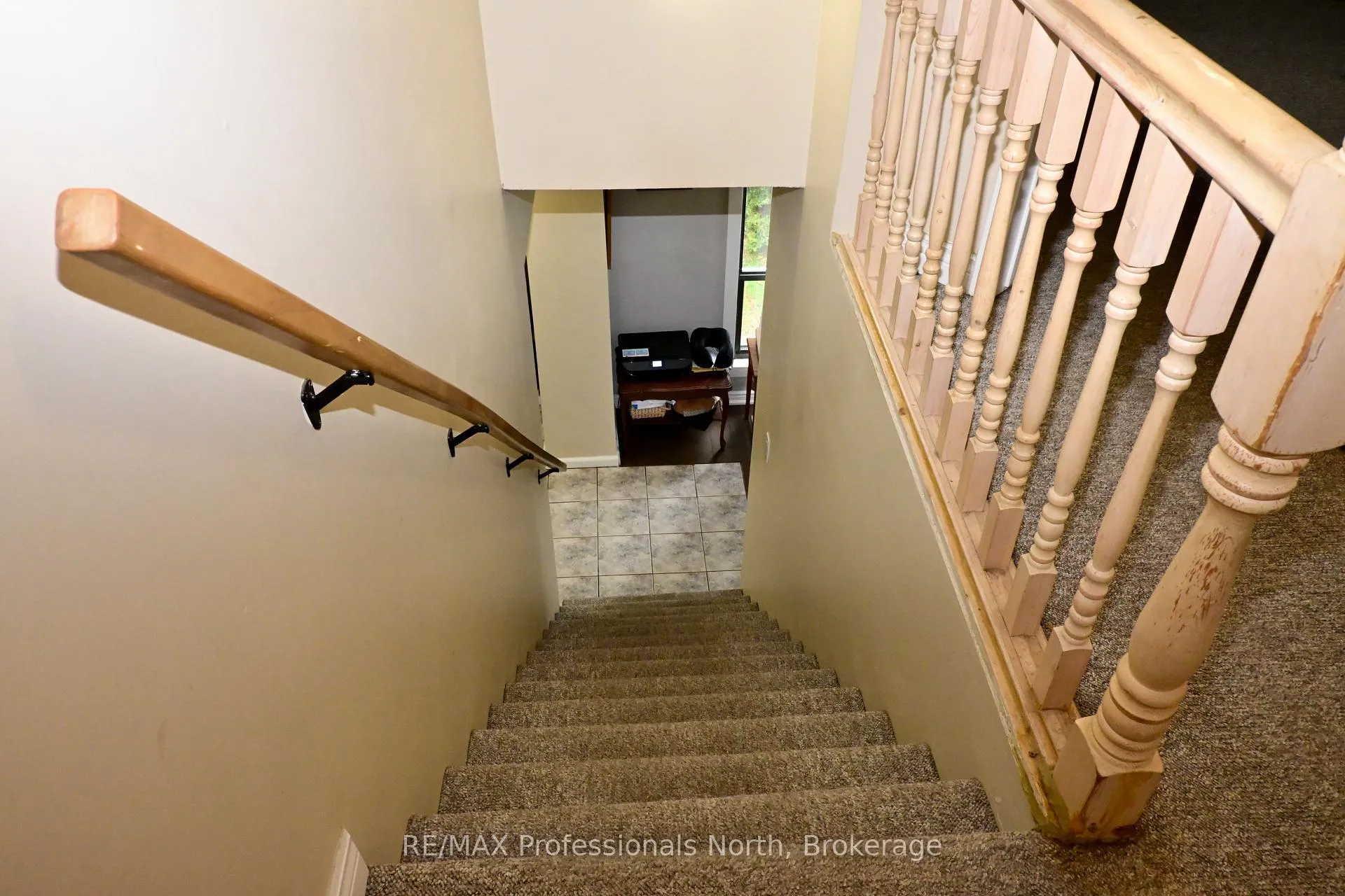Photo 21 of 209 Dill St Street, Bracebridge, Macaulay — HOMEH