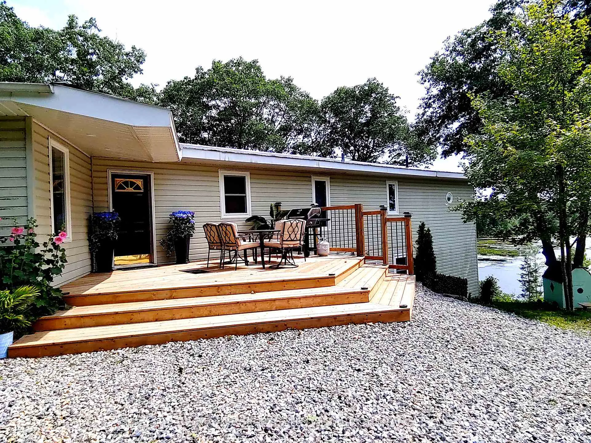 Photo 2 of 1365 Fourth Lake Road, Frontenac, Frontenac Centre — HOMEH