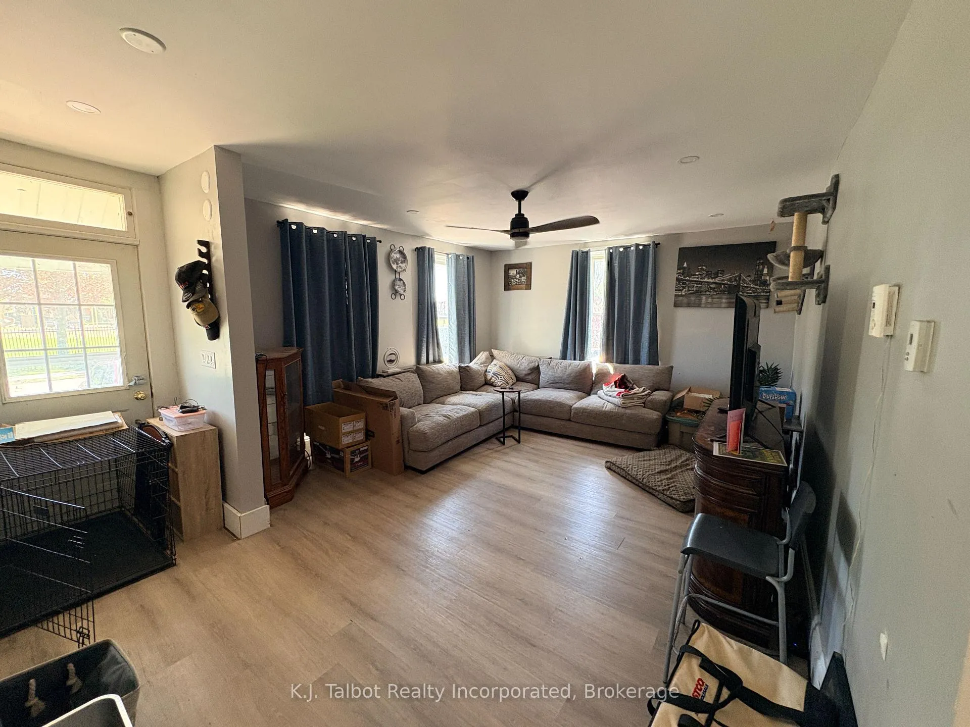 Photo 5 of 103 Bruce Street E, Goderich, Goderich (Town) — HOMEH