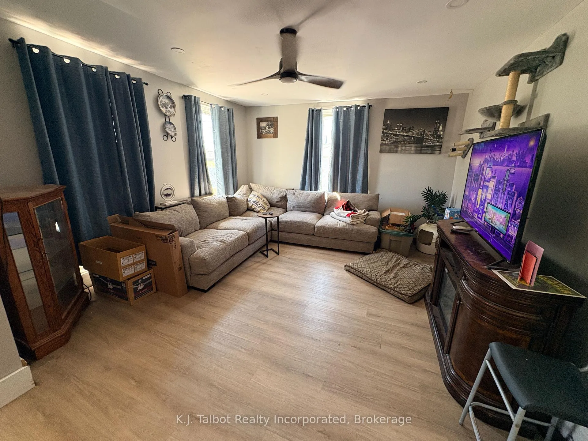 Photo 6 of 103 Bruce Street E, Goderich, Goderich (Town) — HOMEH
