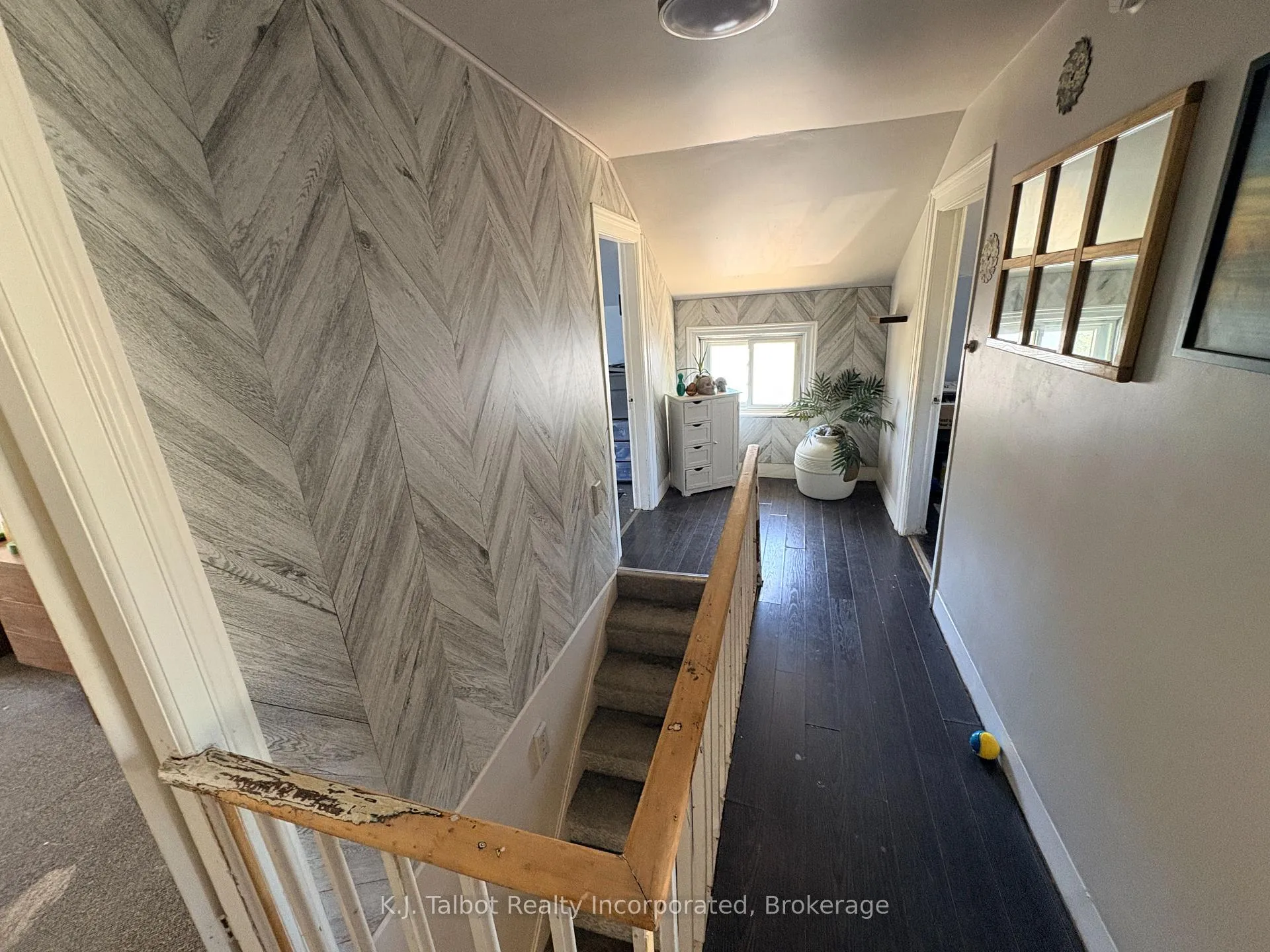 Photo 9 of 103 Bruce Street E, Goderich, Goderich (Town) — HOMEH