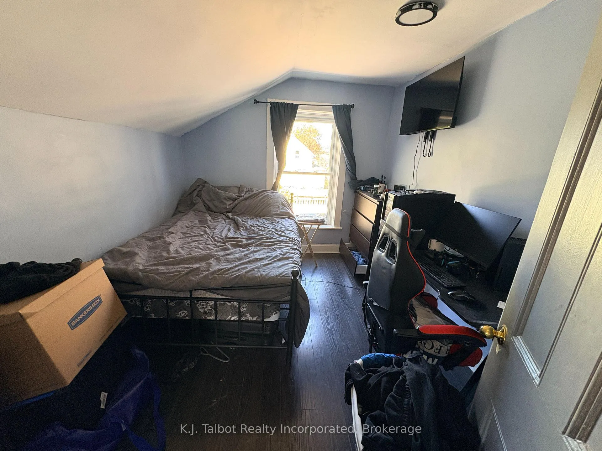 Photo 14 of 103 Bruce Street E, Goderich, Goderich (Town) — HOMEH