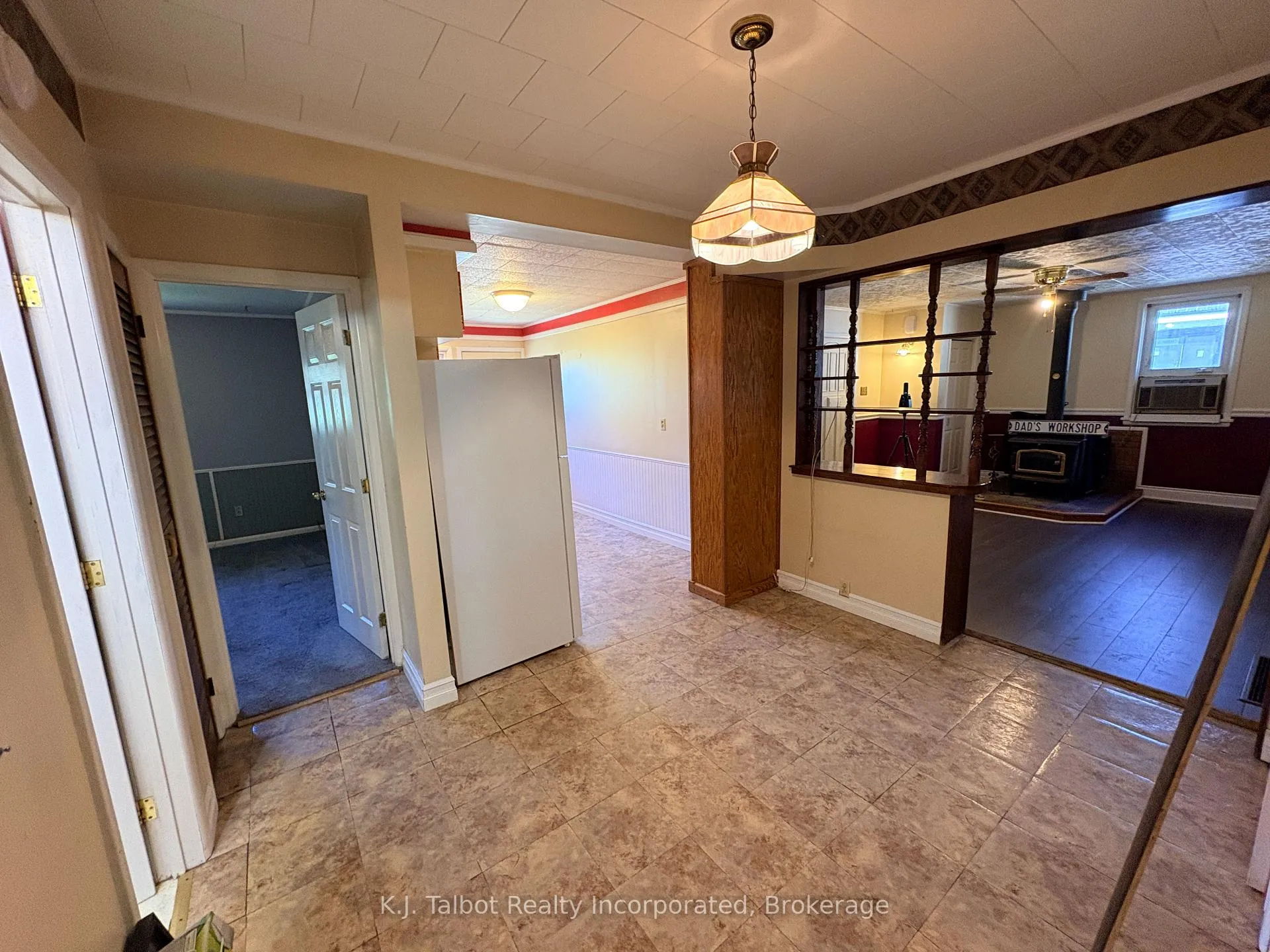 Photo 19 of 103 Bruce Street E, Goderich, Goderich (Town) — HOMEH