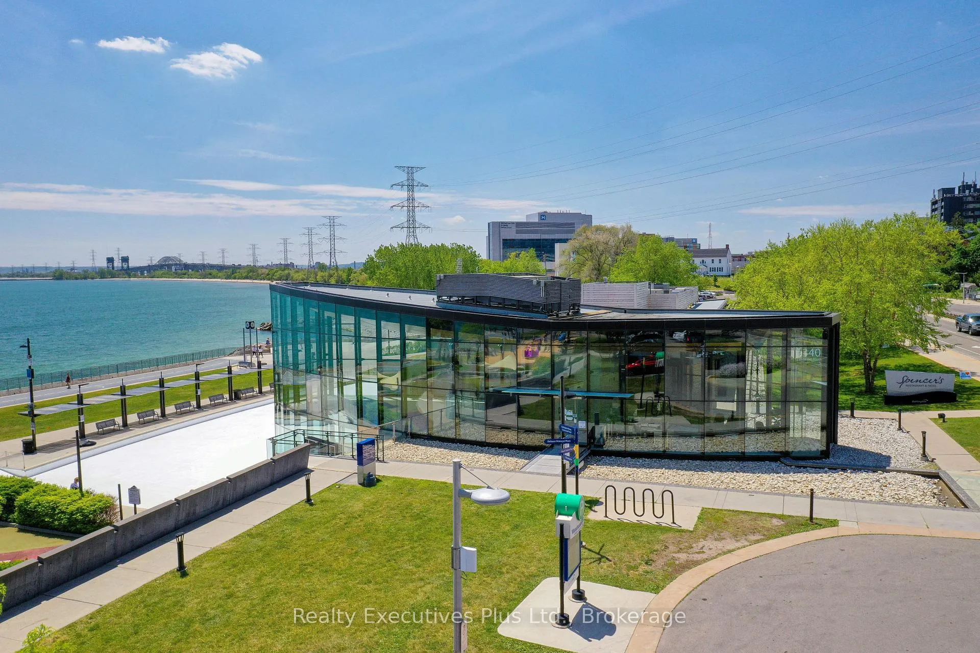 Photo 46 of 463 Blathwayte Lane, Burlington, Brant — HOMEH