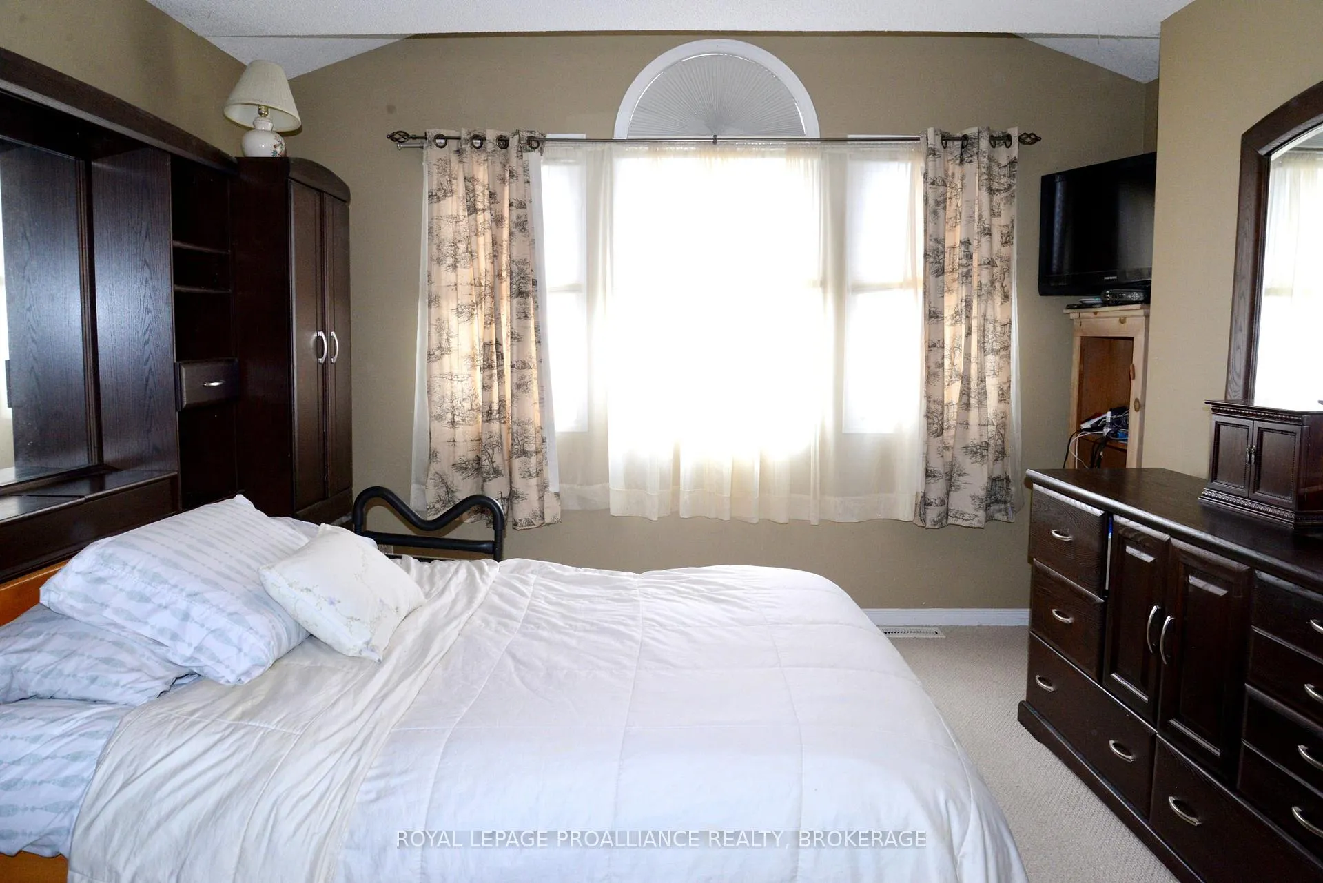Photo 21 of 1031 Rainbow Crescent, Kingston, Kingston East (Incl Barret Crt) — HOMEH
