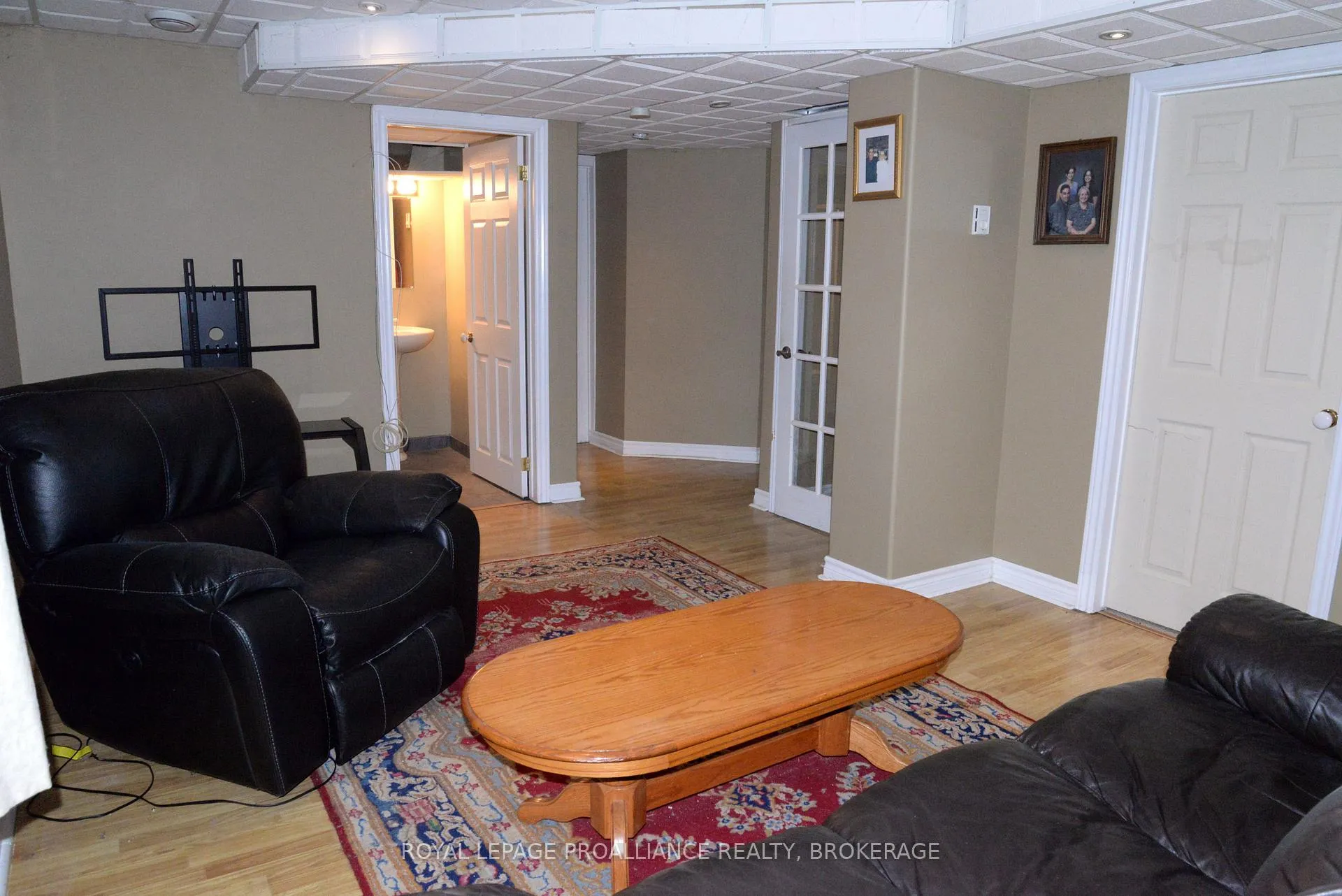 Photo 28 of 1031 Rainbow Crescent, Kingston, Kingston East (Incl Barret Crt) — HOMEH