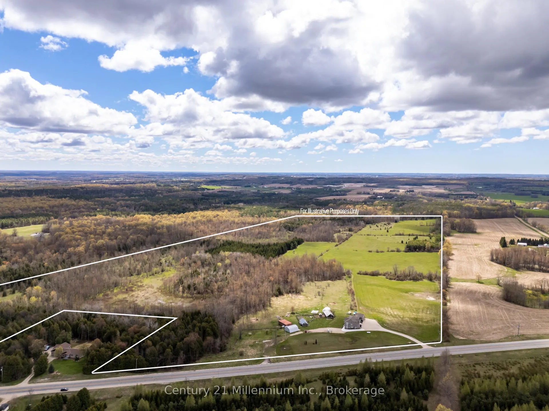 Photo 2 of 316424 Highway 6, Chatsworth — HOMEH