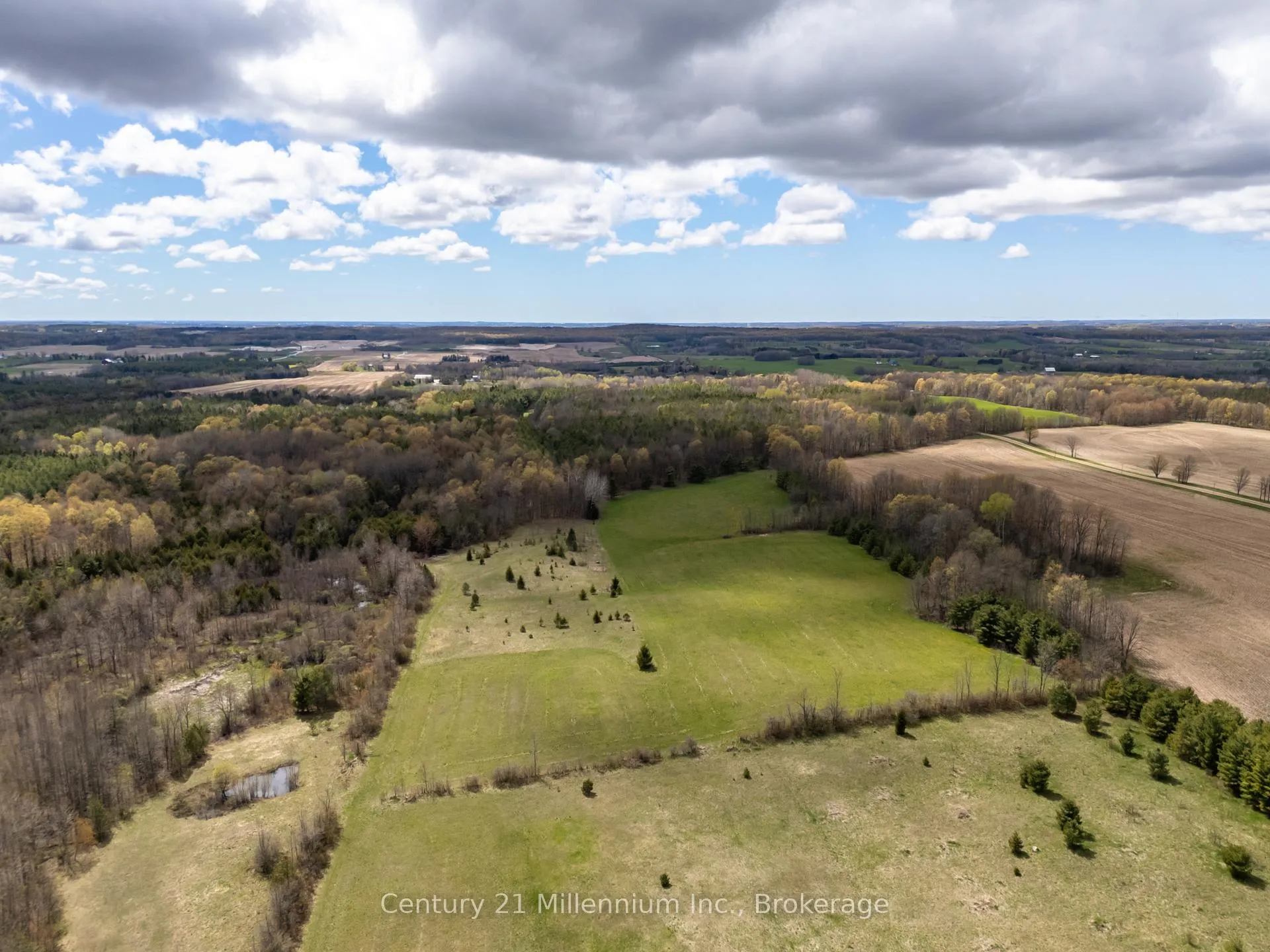 Photo 6 of 316424 Highway 6, Chatsworth — HOMEH