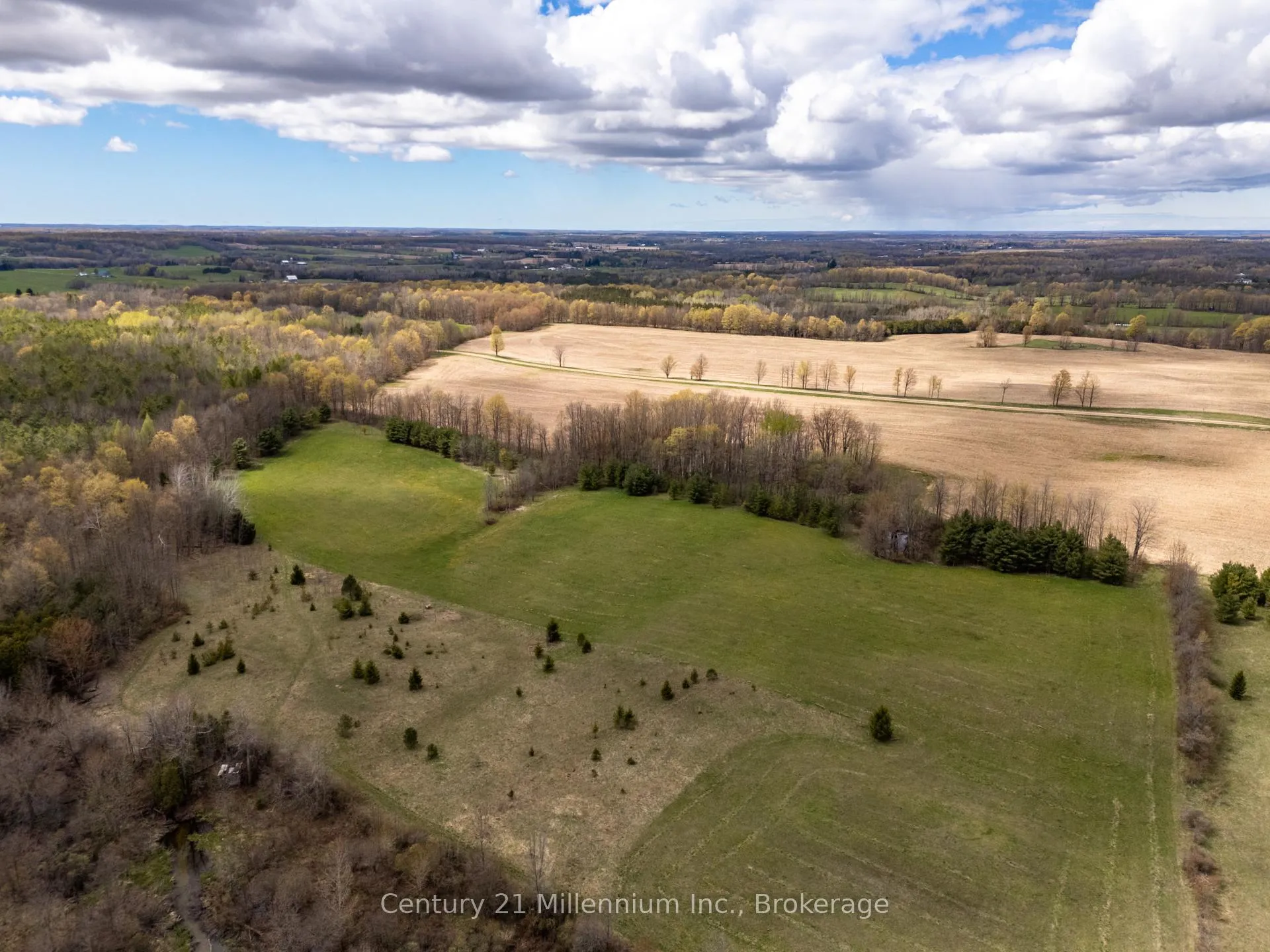 Photo 7 of 316424 Highway 6, Chatsworth — HOMEH