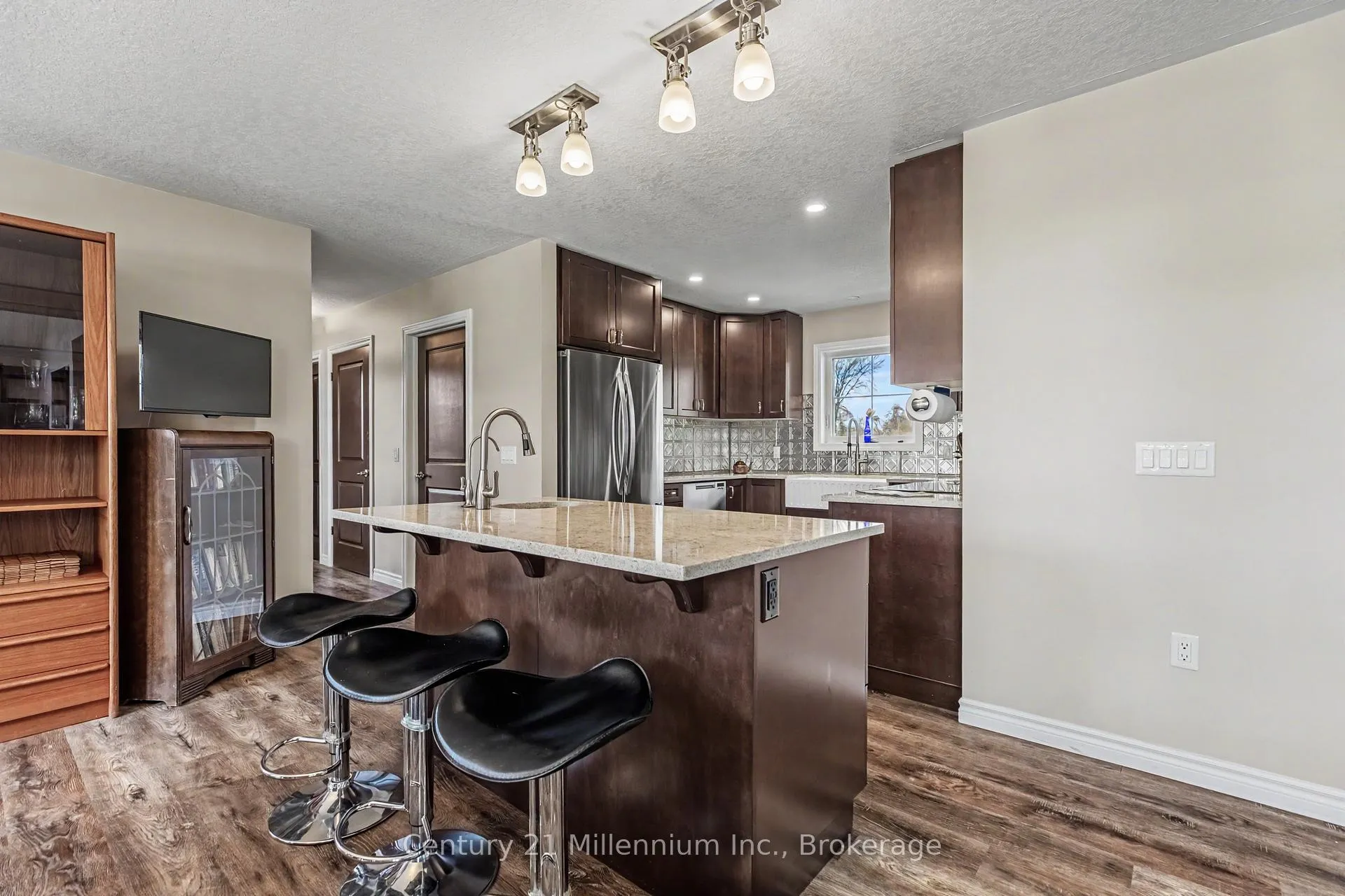 Photo 18 of 316424 Highway 6, Chatsworth — HOMEH