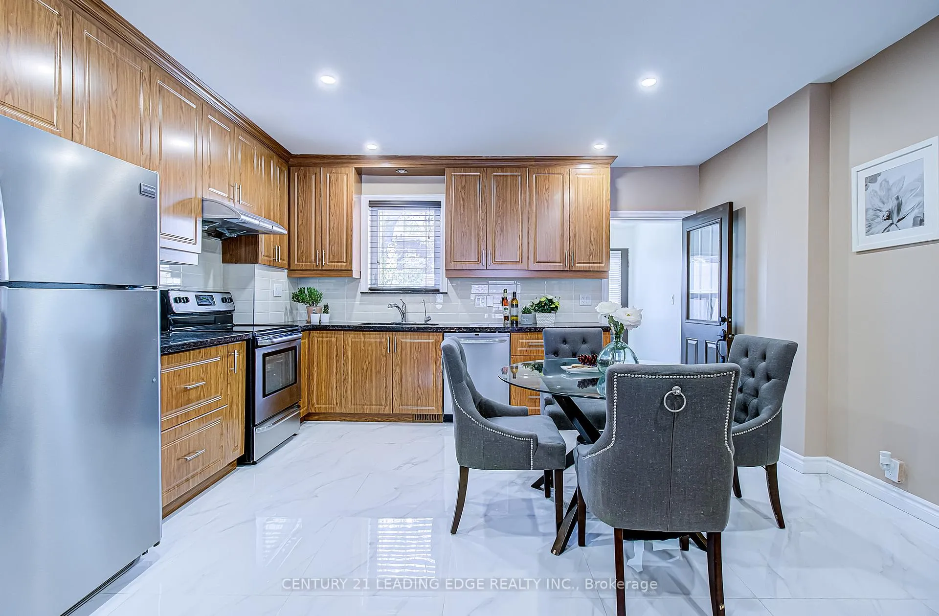 Photo 9 of 106 Parkmount Road, Toronto, Greenwood-Coxwell — HOMEH