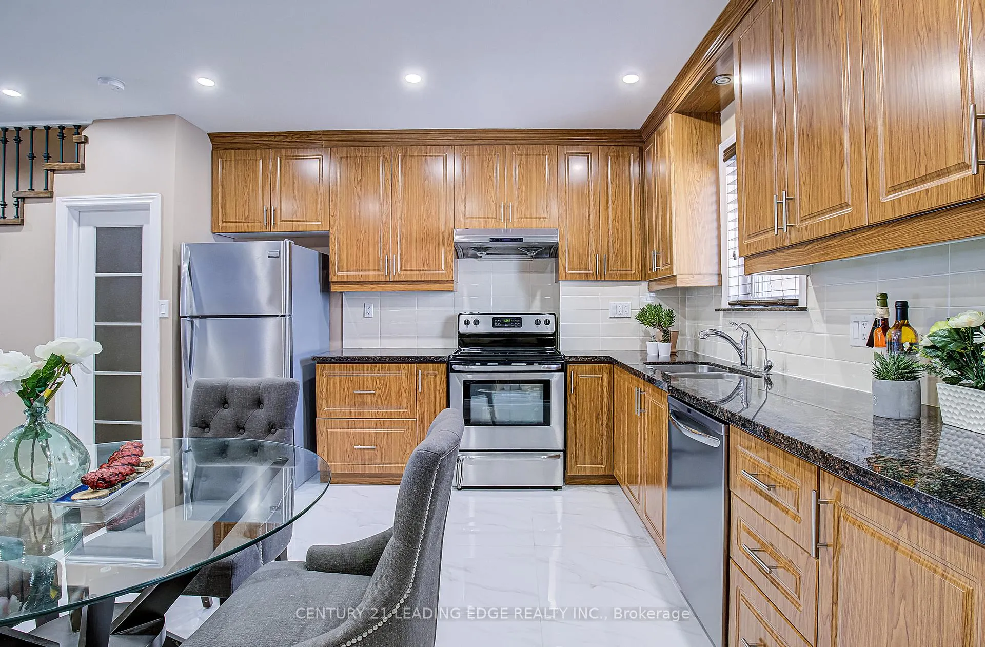 Photo 13 of 106 Parkmount Road, Toronto, Greenwood-Coxwell — HOMEH