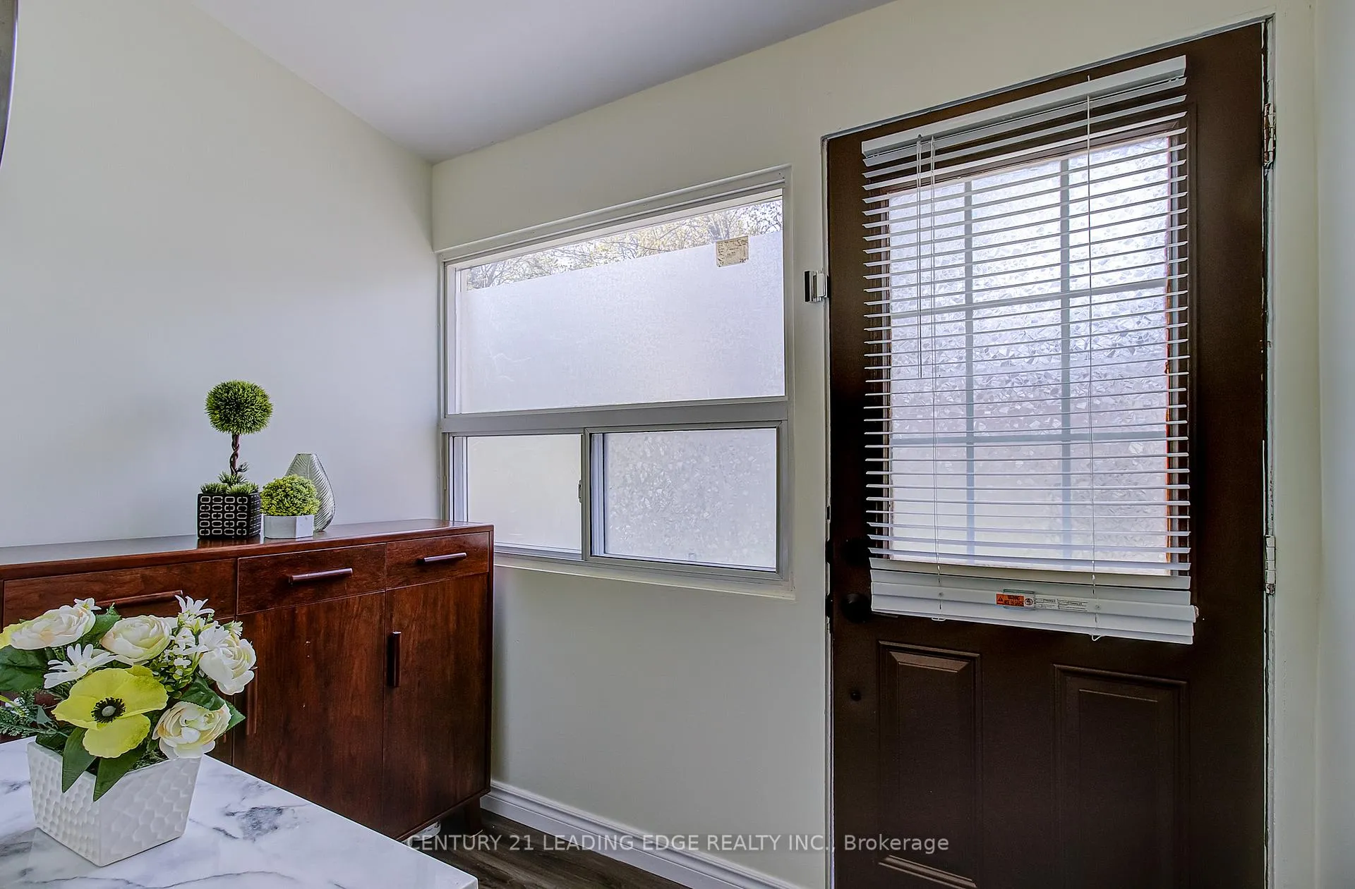 Photo 16 of 106 Parkmount Road, Toronto, Greenwood-Coxwell — HOMEH