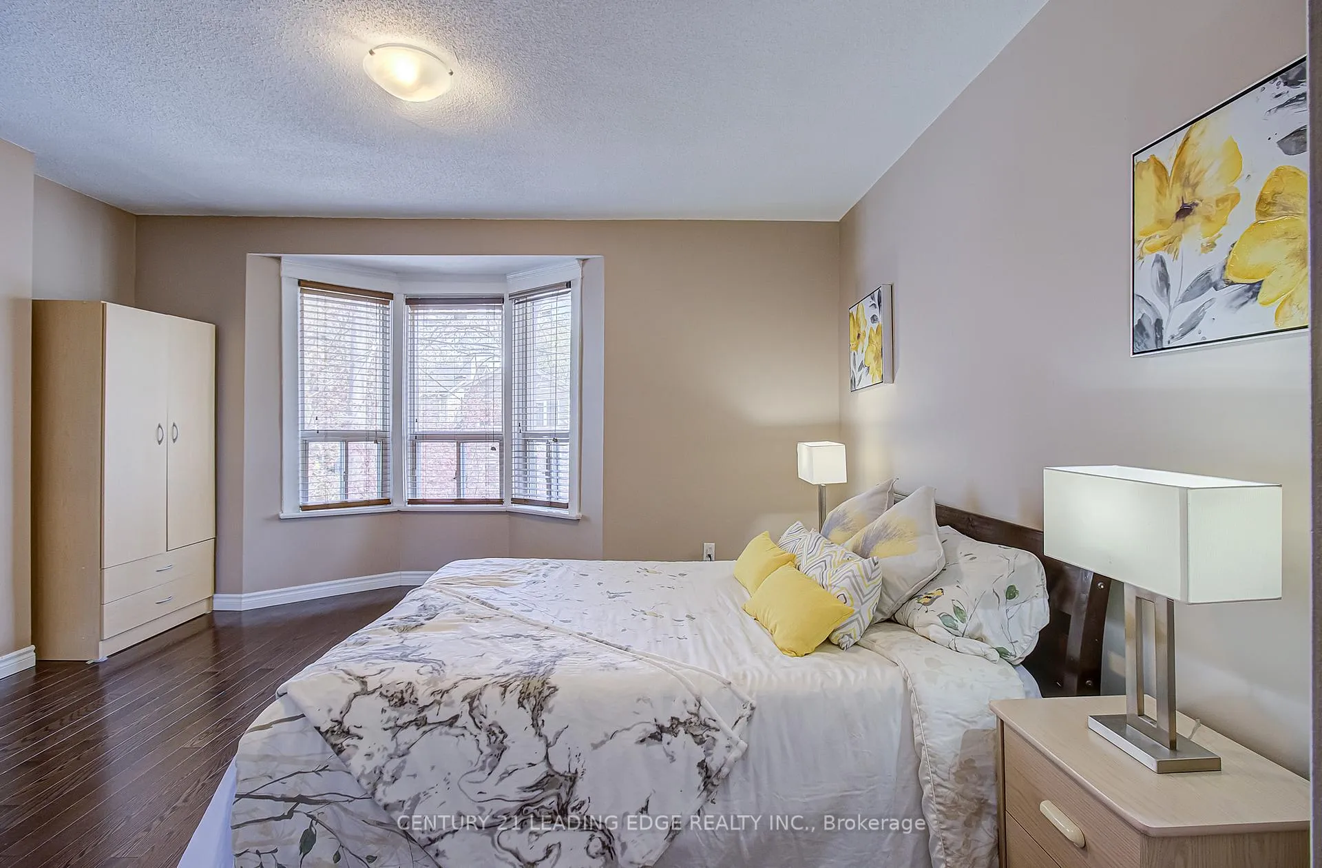 Photo 17 of 106 Parkmount Road, Toronto, Greenwood-Coxwell — HOMEH