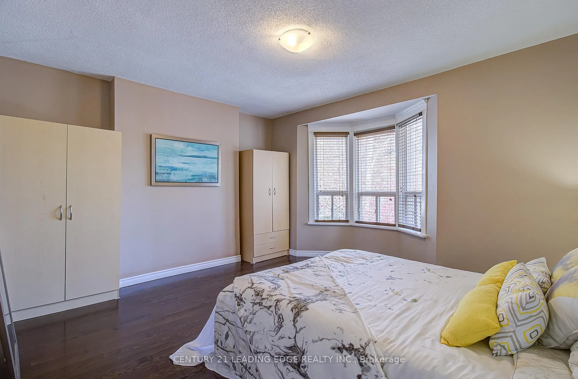Photo 19 of 106 Parkmount Road, Toronto, Greenwood-Coxwell — HOMEH