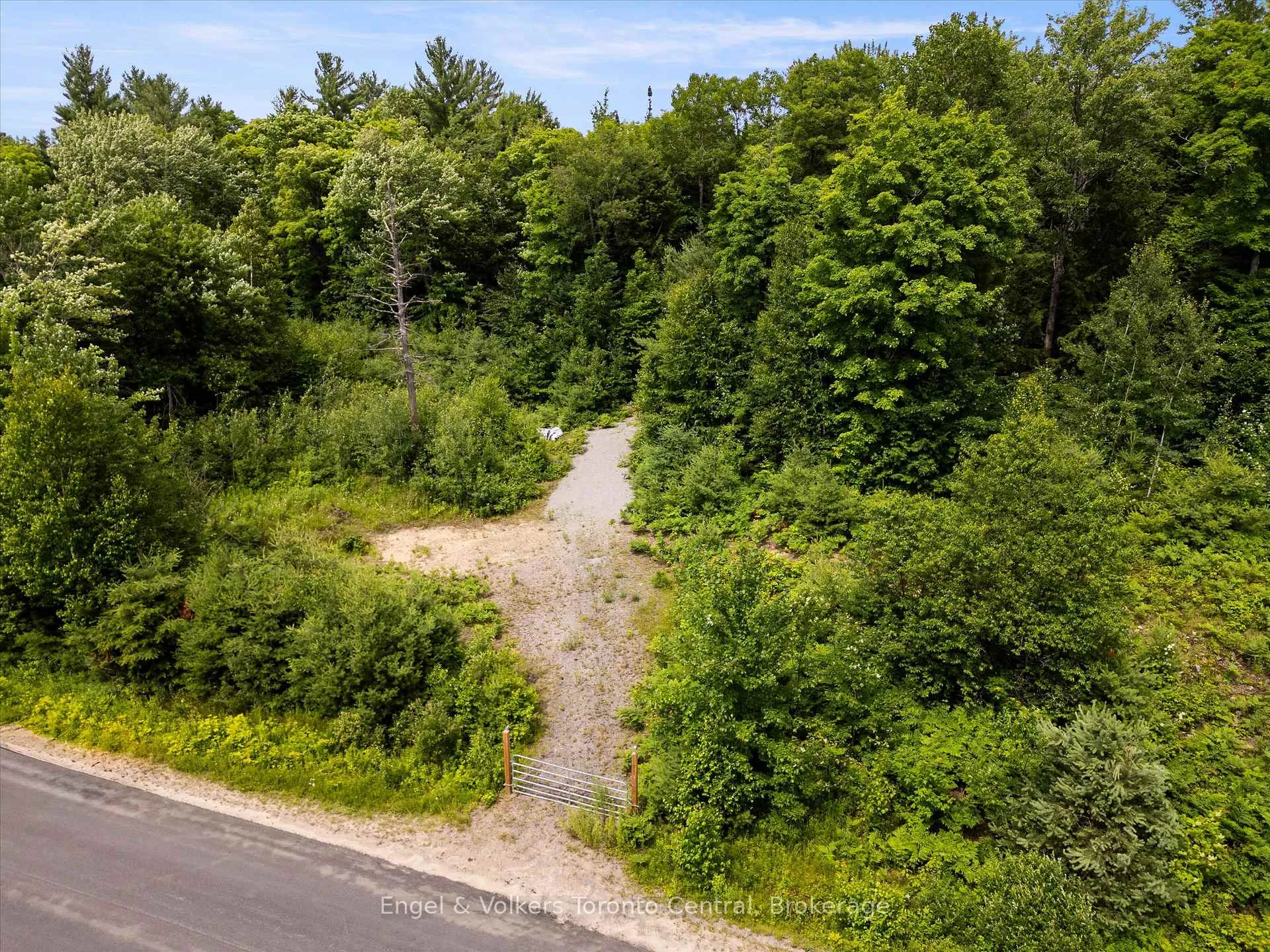 Photo 9 of 5 Arrow Ridge Road, Bracebridge, Macaulay — HOMEH