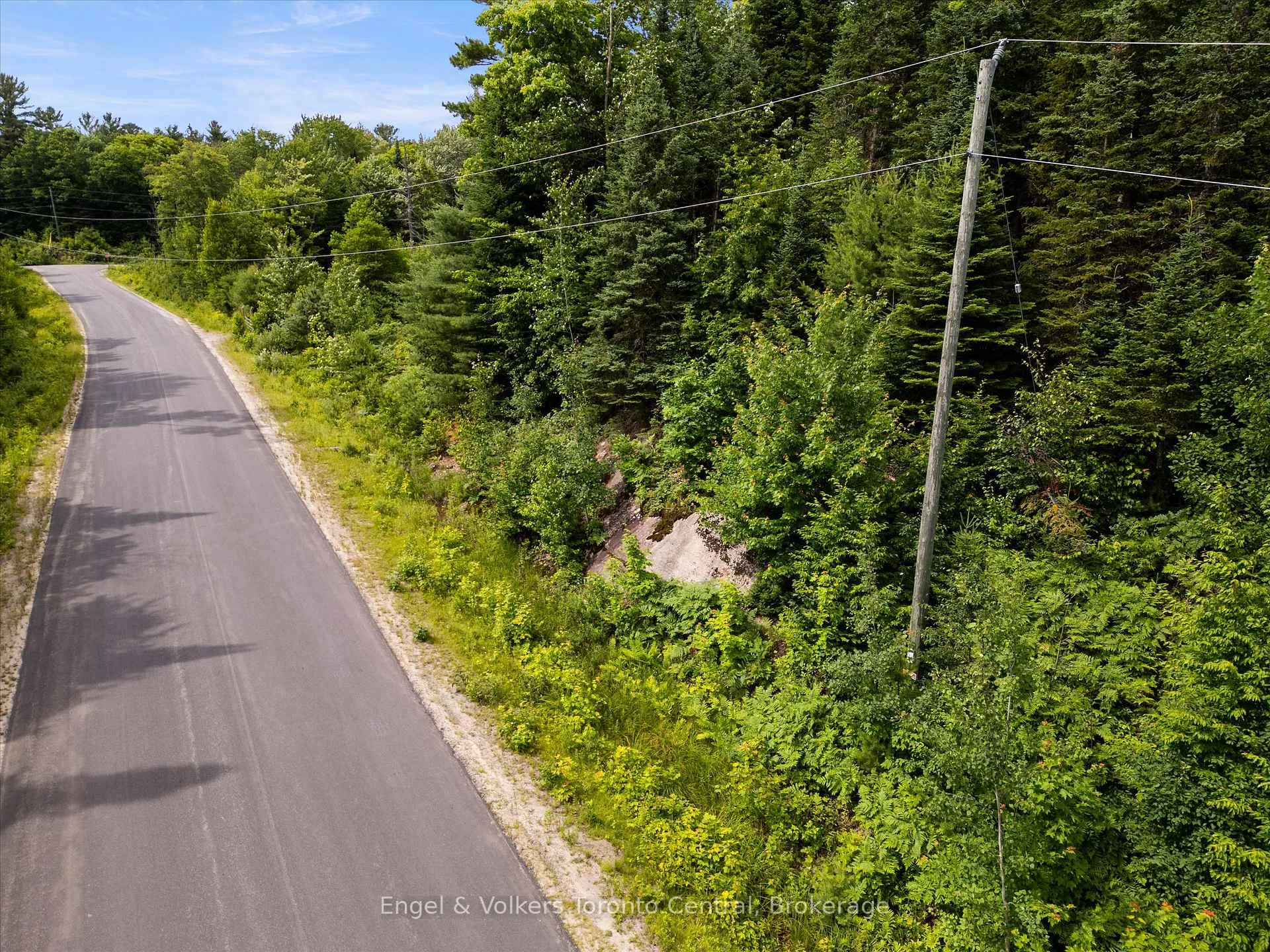 Photo 11 of 5 Arrow Ridge Road, Bracebridge, Macaulay — HOMEH