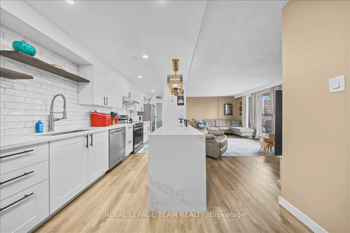 Photo 5 of Unit 204, 1025 Richmond Road, Ottawa, Woodroffe — HOMEH