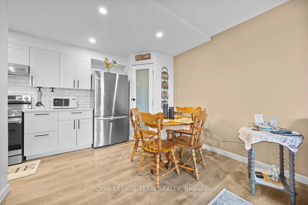 Photo 9 of Unit 204, 1025 Richmond Road, Ottawa, Woodroffe — HOMEH