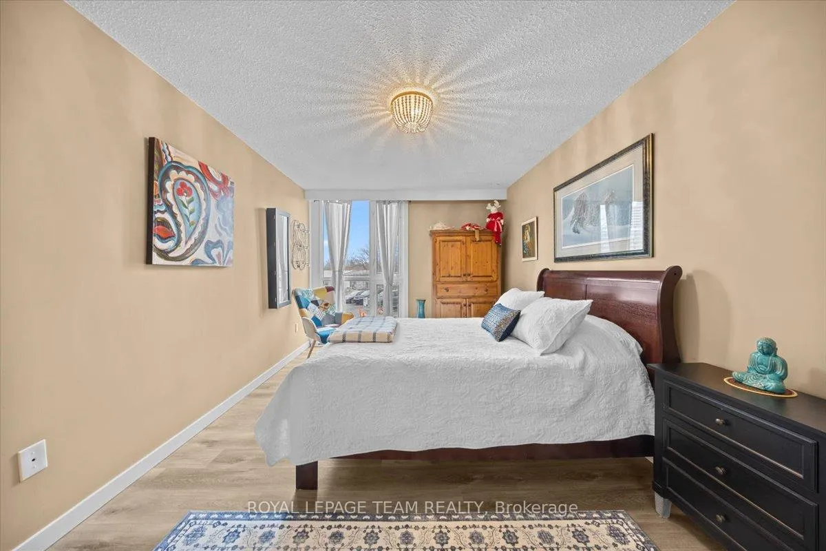 Photo 14 of Unit 204, 1025 Richmond Road, Ottawa, Woodroffe — HOMEH