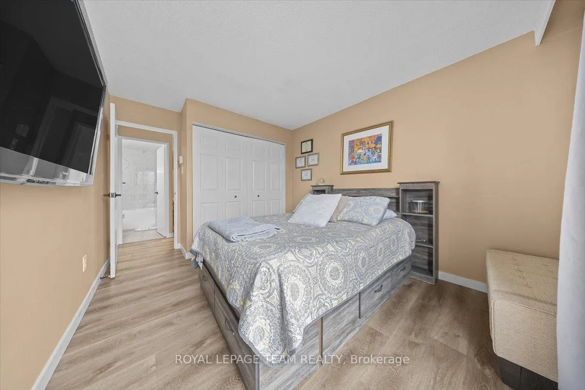 Photo 18 of Unit 204, 1025 Richmond Road, Ottawa, Woodroffe — HOMEH