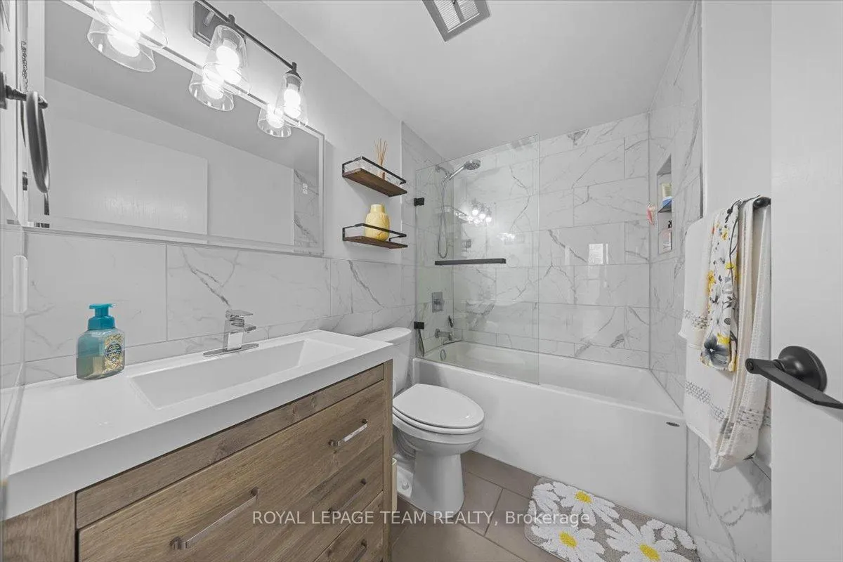 Photo 19 of Unit 204, 1025 Richmond Road, Ottawa, Woodroffe — HOMEH