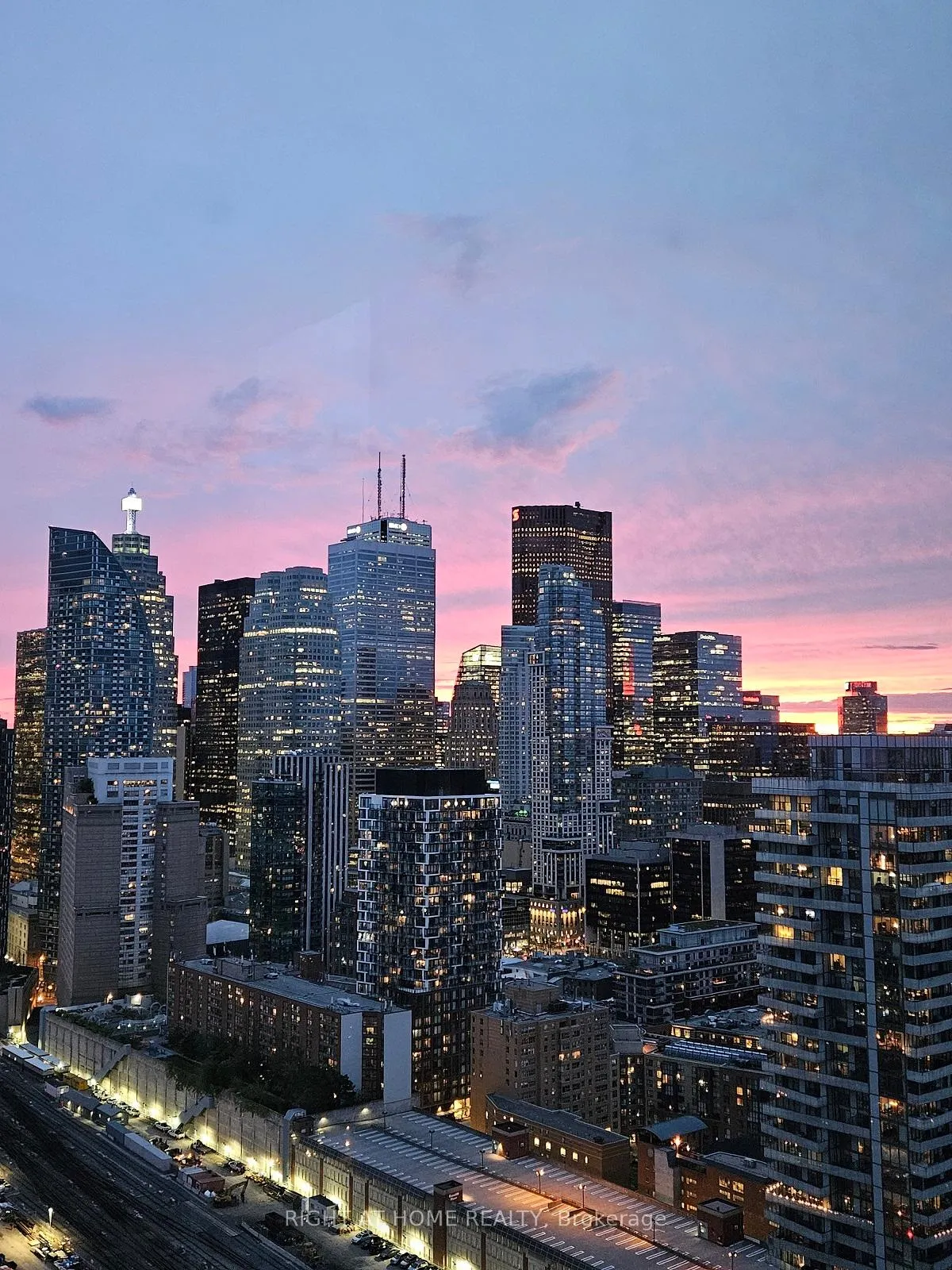 Photo 24 of Unit 3308, 20 Richardson Street, Toronto, Waterfront Communities — HOMEH