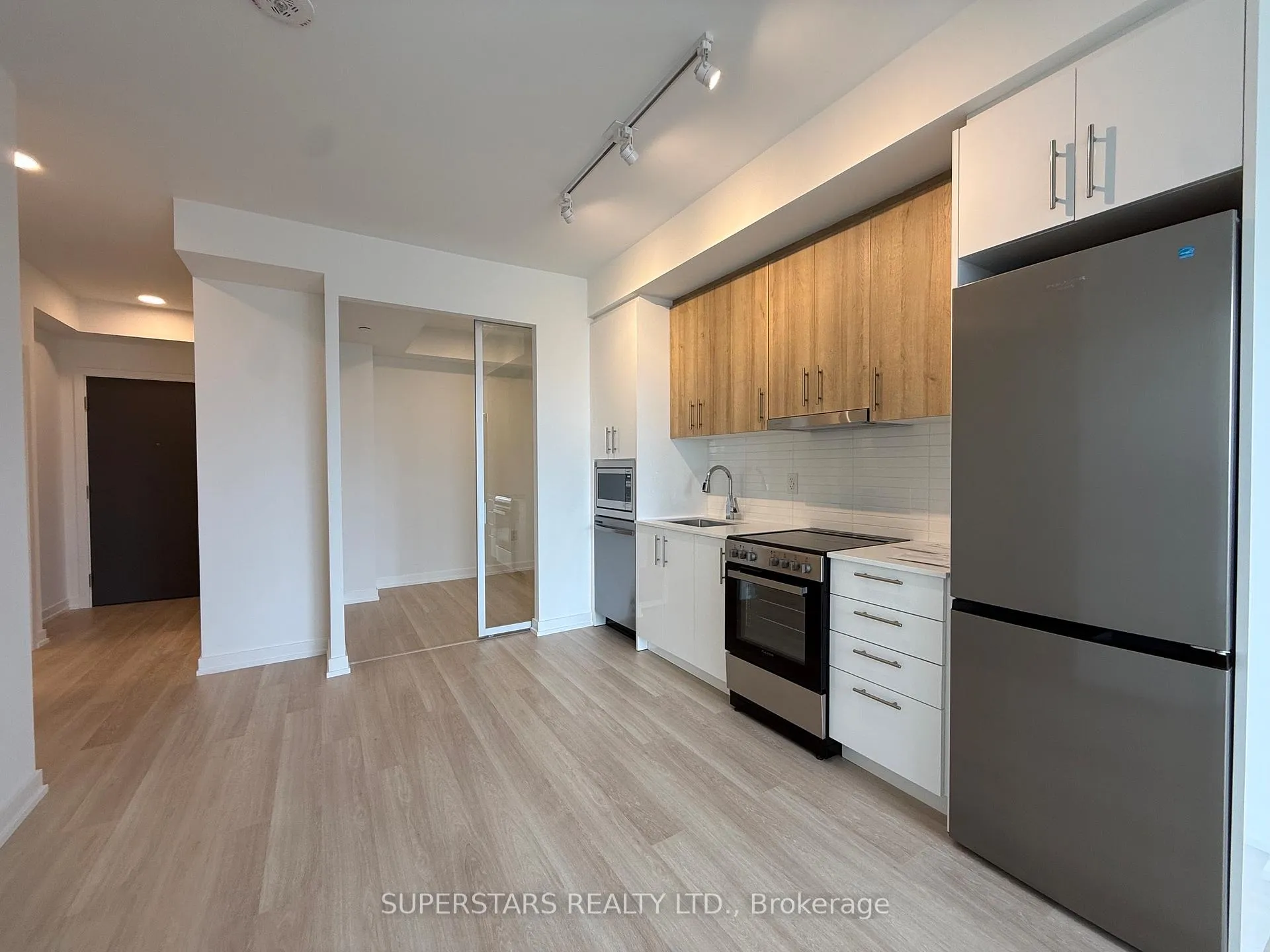 Photo 3 of Unit 1102, 9751 Markham Road N, Markham, Greensborough — HOMEH