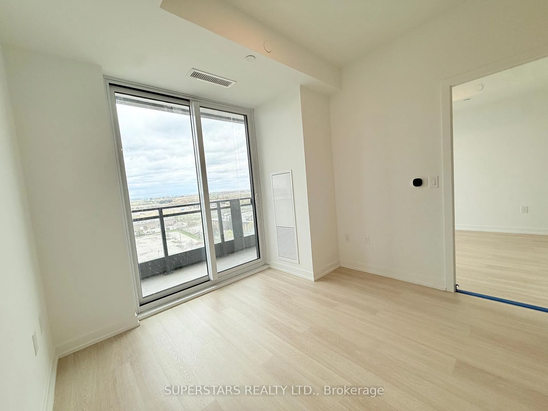 Photo 7 of Unit 1102, 9751 Markham Road N, Markham, Greensborough — HOMEH