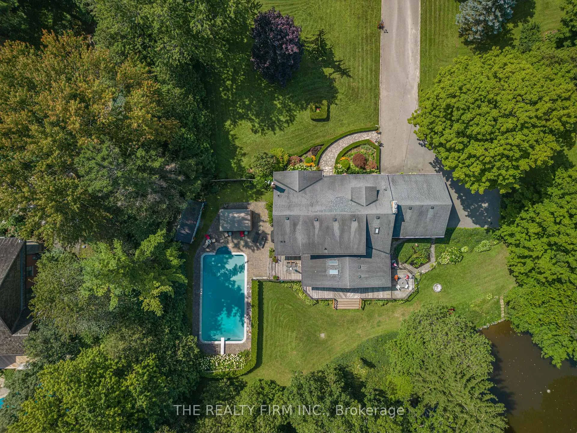 Photo 3 of 2294 Harris Road, Thames Centre, Rural Thames Centre — HOMEH