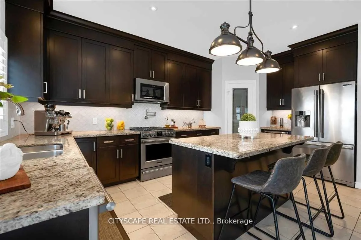 Photo 10 of 40 Blue Ribbon Way, Hamilton, Binbrook — HOMEH