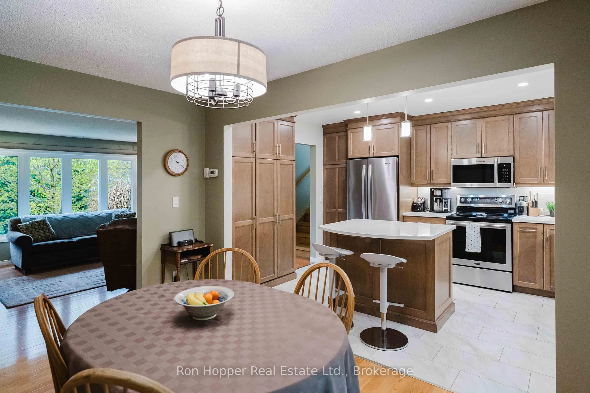 Photo 7 of 115 7th Avenue E, Owen Sound — HOMEH