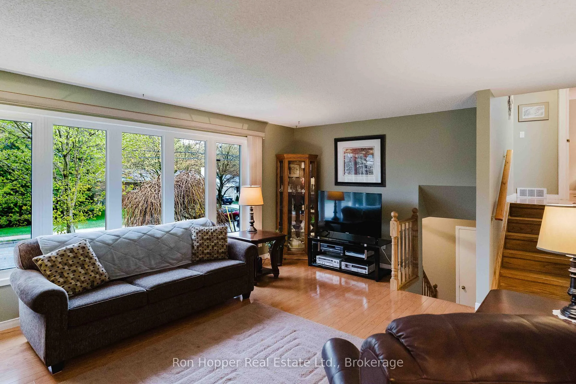 Photo 12 of 115 7th Avenue E, Owen Sound — HOMEH