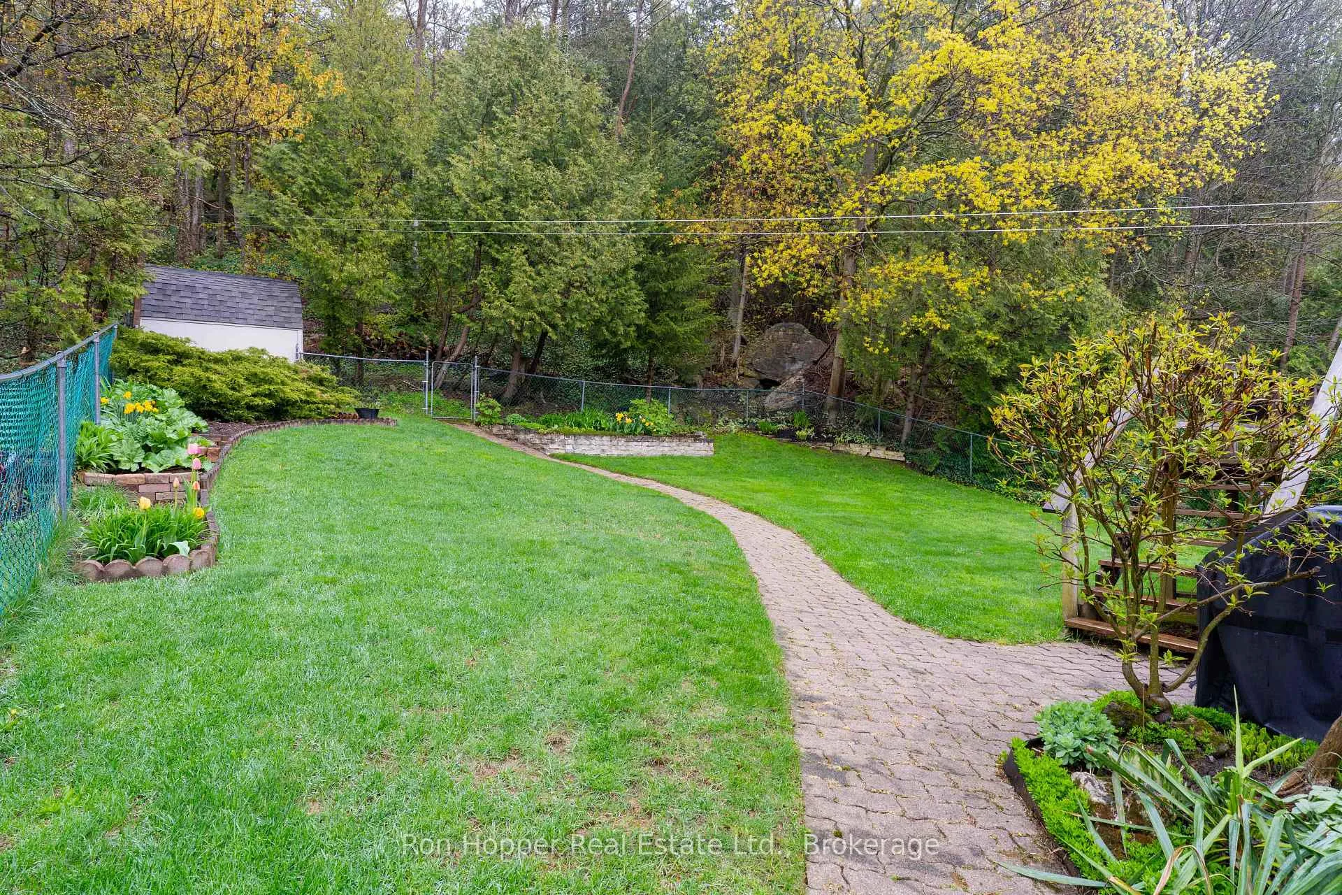 Photo 31 of 115 7th Avenue E, Owen Sound — HOMEH