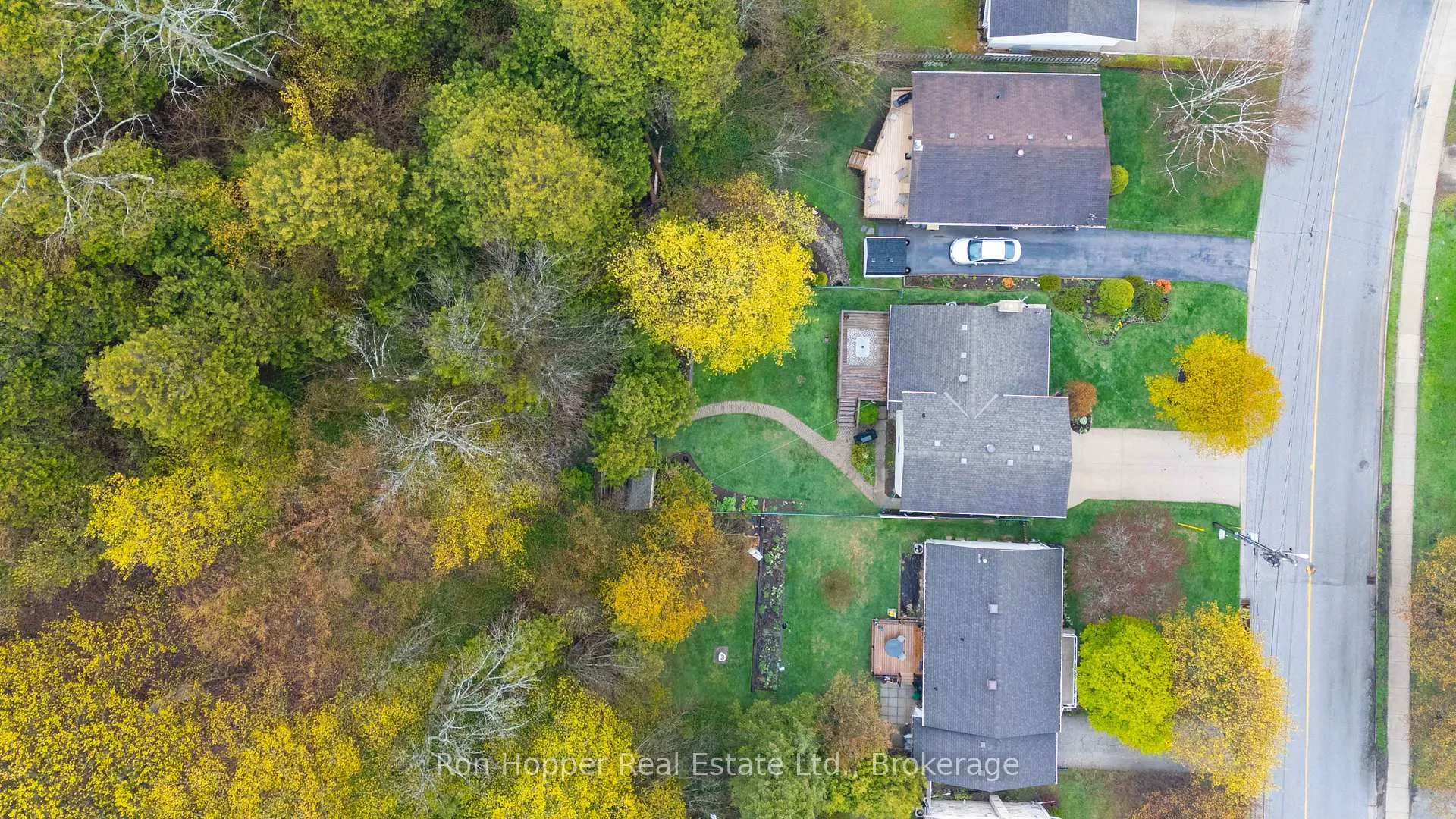 Photo 32 of 115 7th Avenue E, Owen Sound — HOMEH