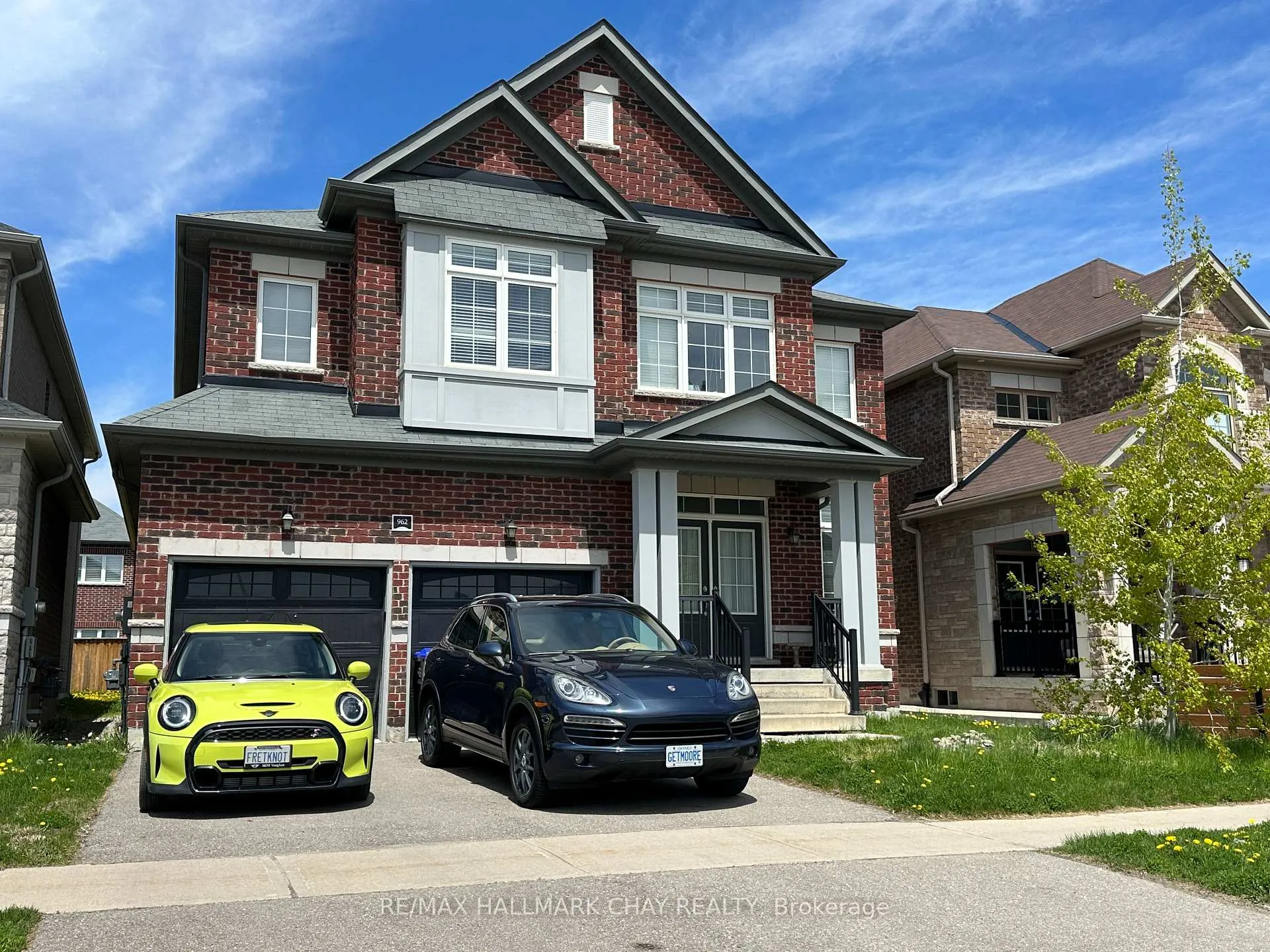 Photo 1 of 962 Cole Street, Innisfil, Rural Innisfil — HOMEH