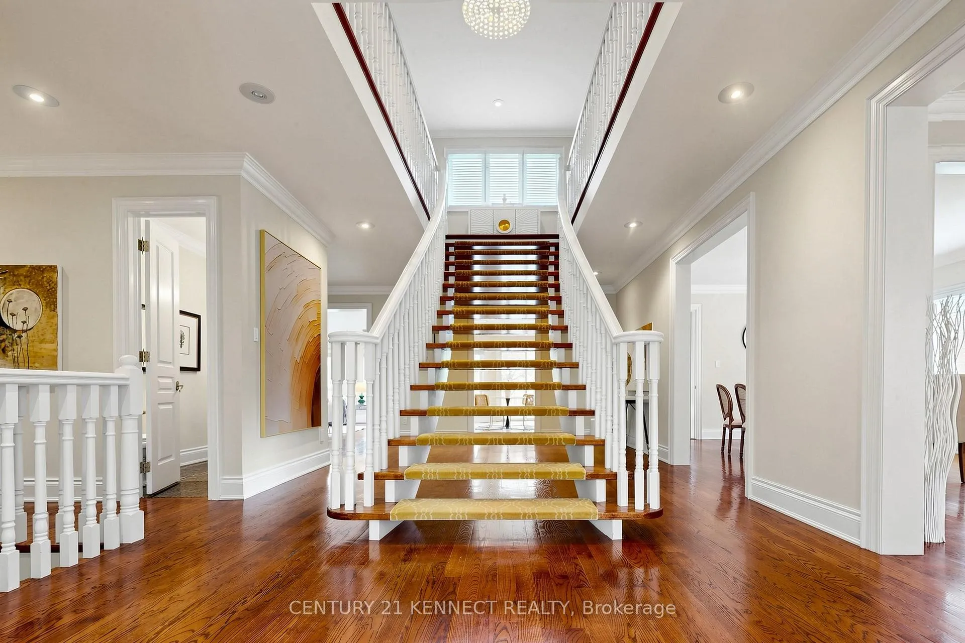 Photo 4 of 53 Grenadier Crescent, Vaughan, Beverley Glen — HOMEH