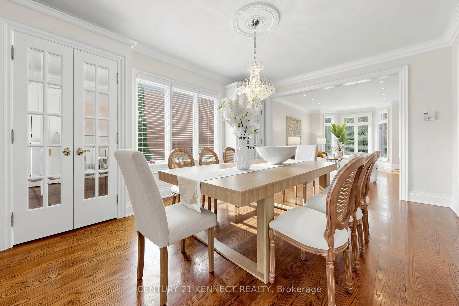Photo 7 of 53 Grenadier Crescent, Vaughan, Beverley Glen — HOMEH