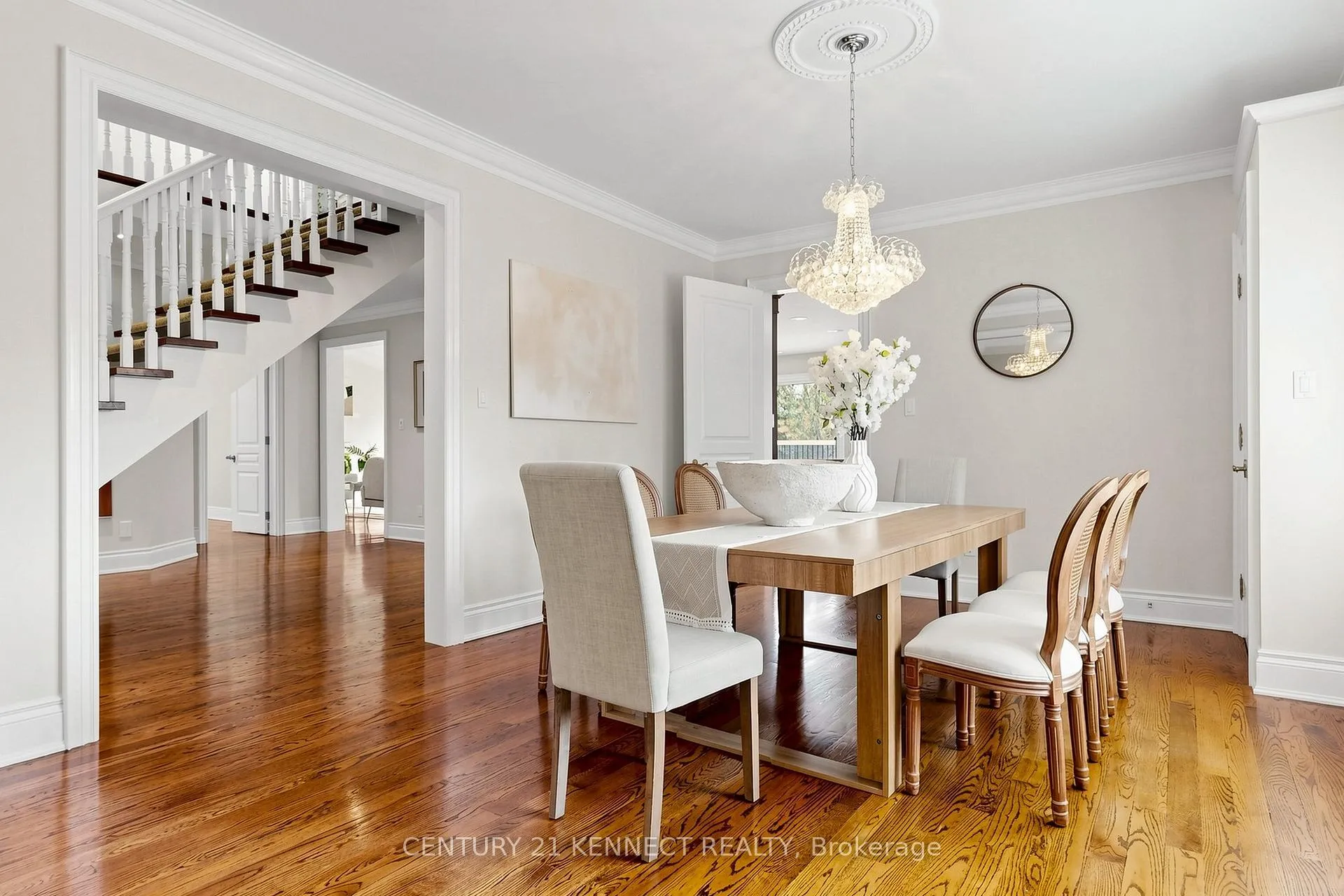 Photo 8 of 53 Grenadier Crescent, Vaughan, Beverley Glen — HOMEH