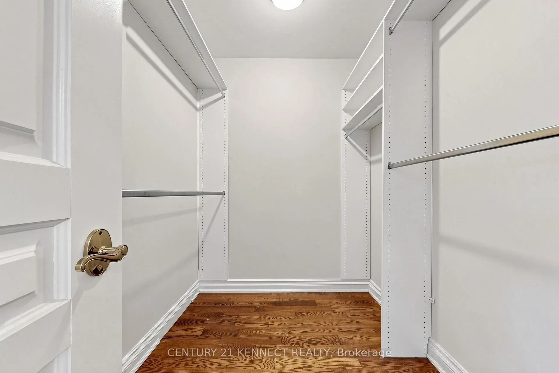 Photo 23 of 53 Grenadier Crescent, Vaughan, Beverley Glen — HOMEH