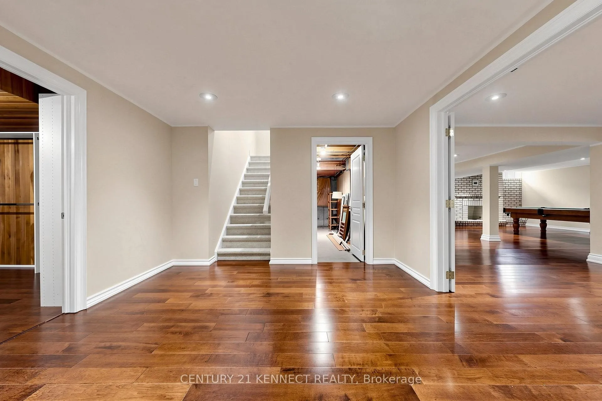 Photo 31 of 53 Grenadier Crescent, Vaughan, Beverley Glen — HOMEH