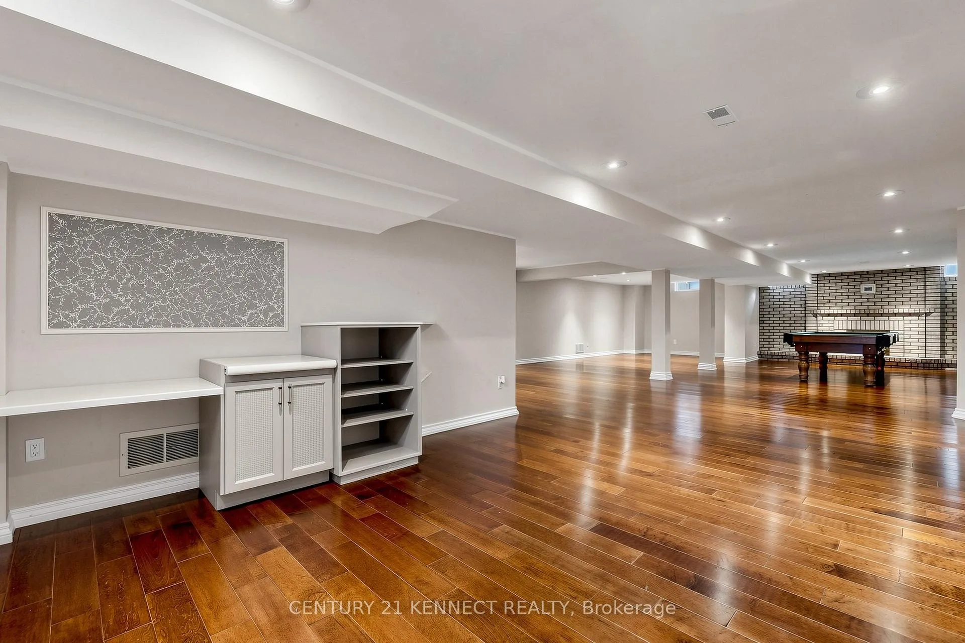 Photo 34 of 53 Grenadier Crescent, Vaughan, Beverley Glen — HOMEH