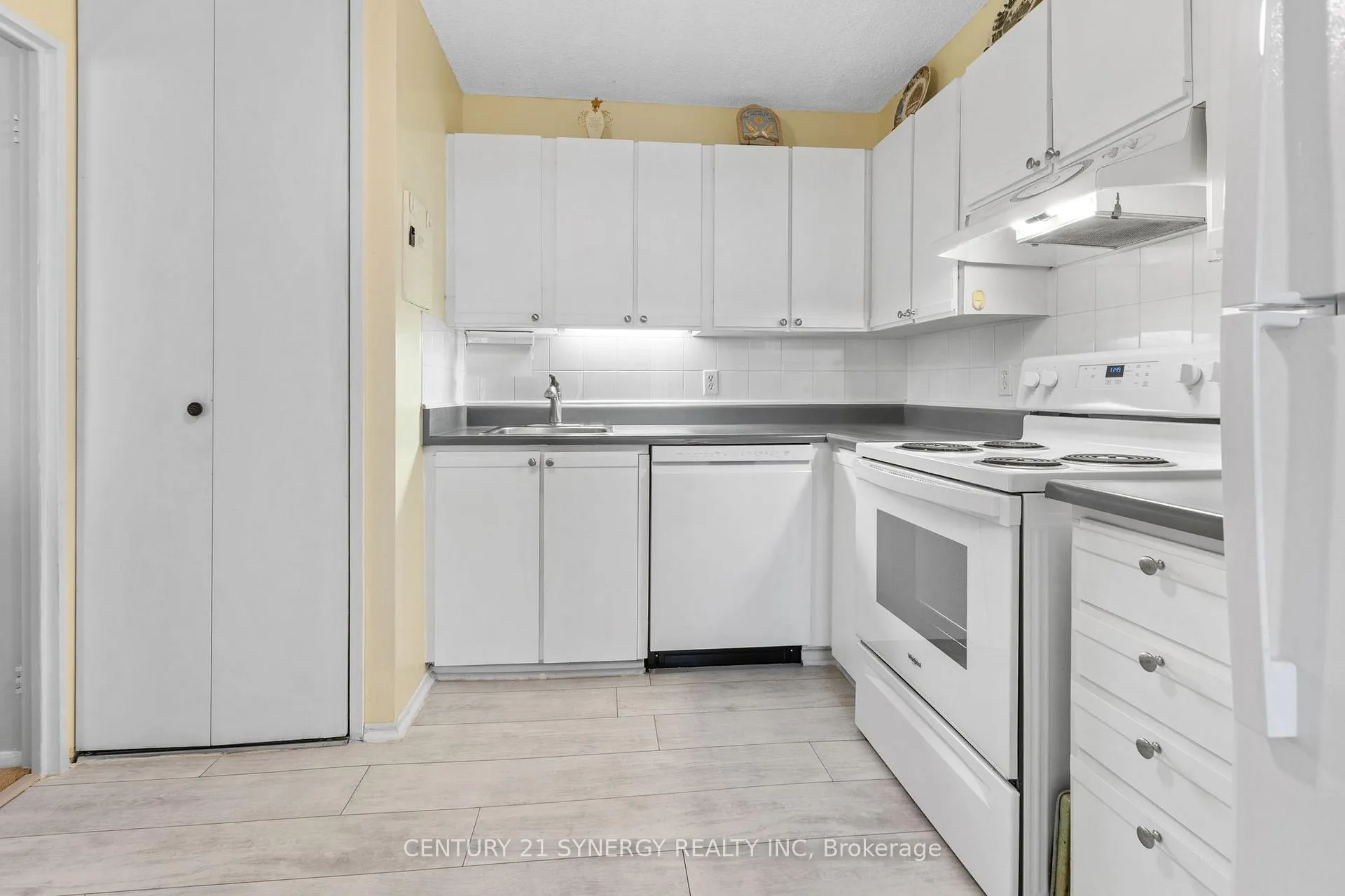 Photo 8 of Unit 1104, 3360 Southgate Road, Ottawa, South Keys — HOMEH