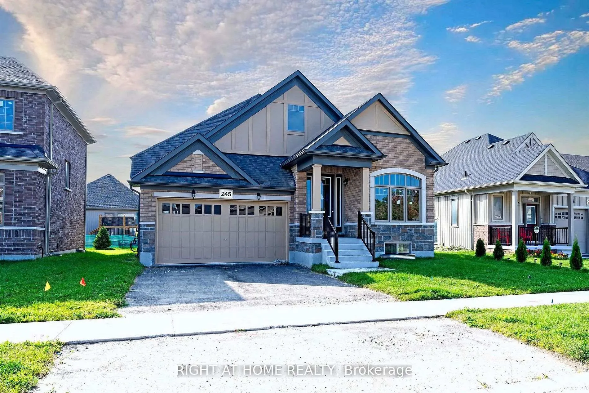 Photo 4 of 245 Wilcox Drive, Clearview, Stayner — HOMEH