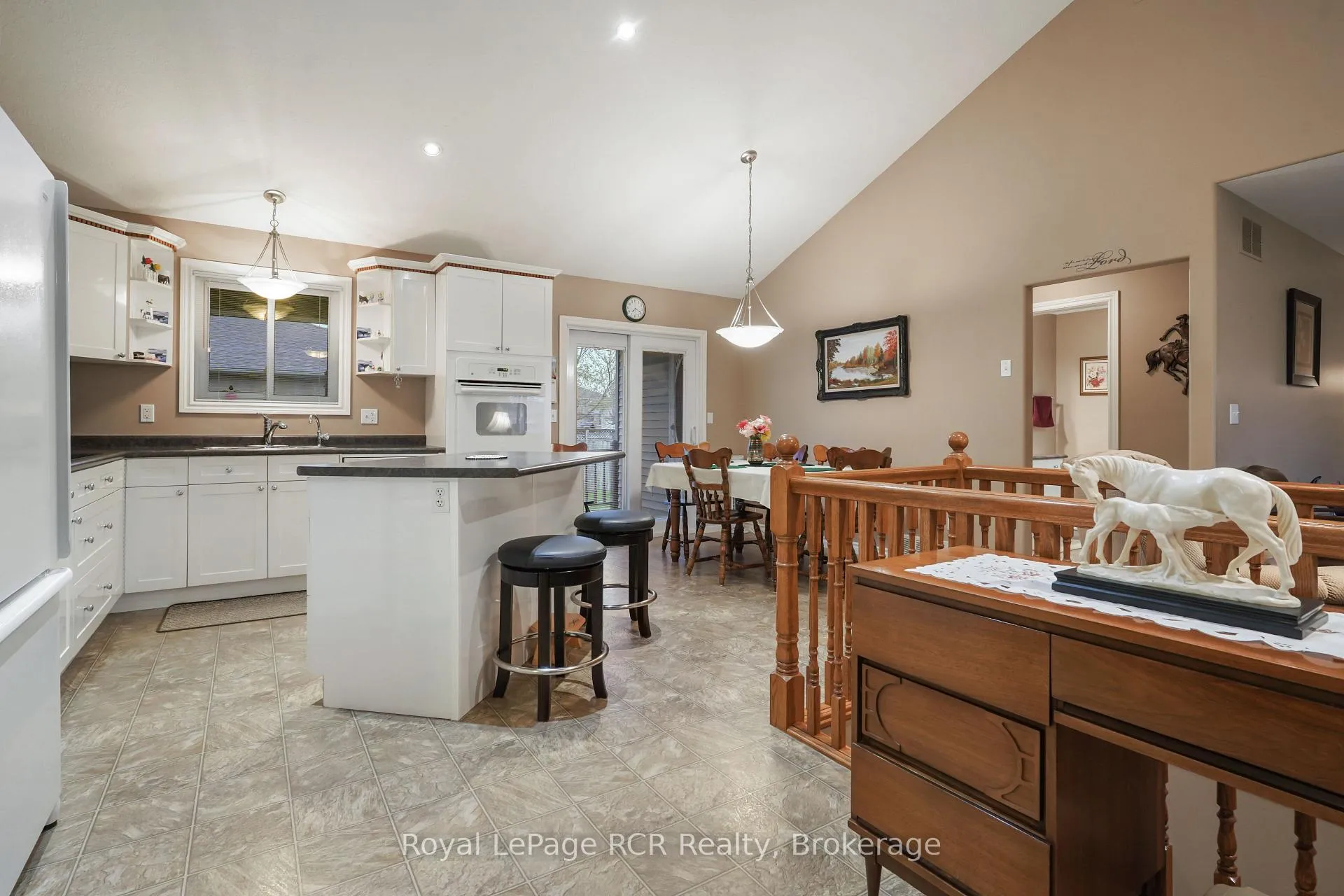 Photo 13 of 570 Reserve Avenue S, North Perth, Listowel — HOMEH